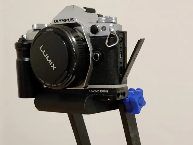 Liftpod - Arca Swiss Clamp