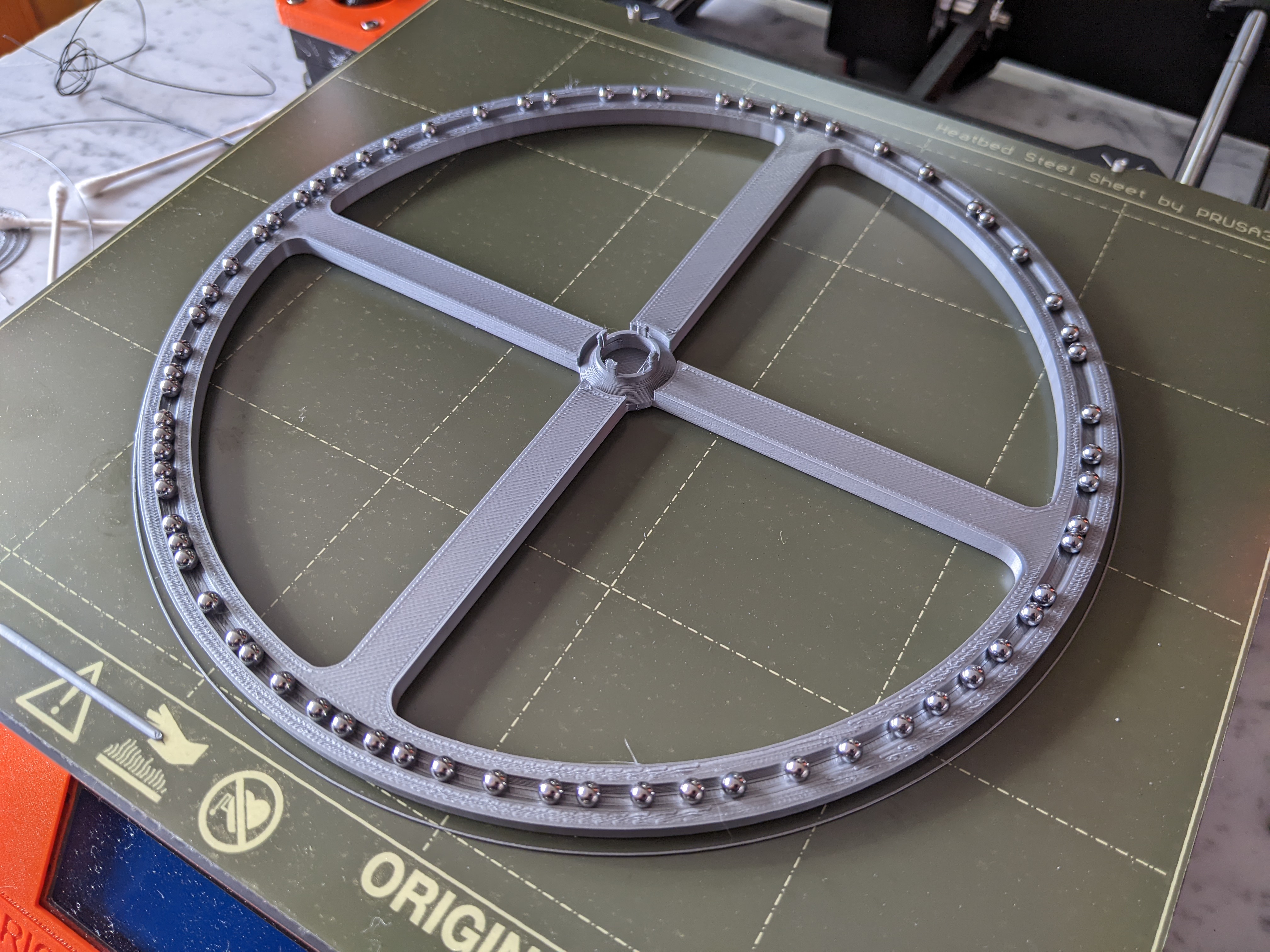 Monitor turntable
