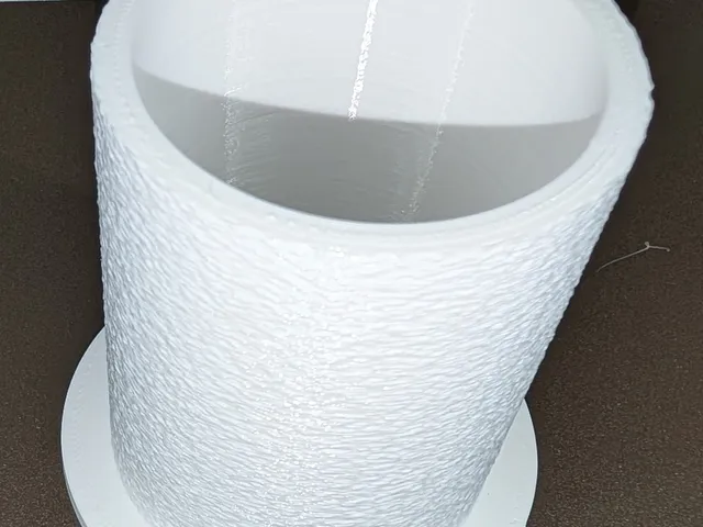 Carton spool hub