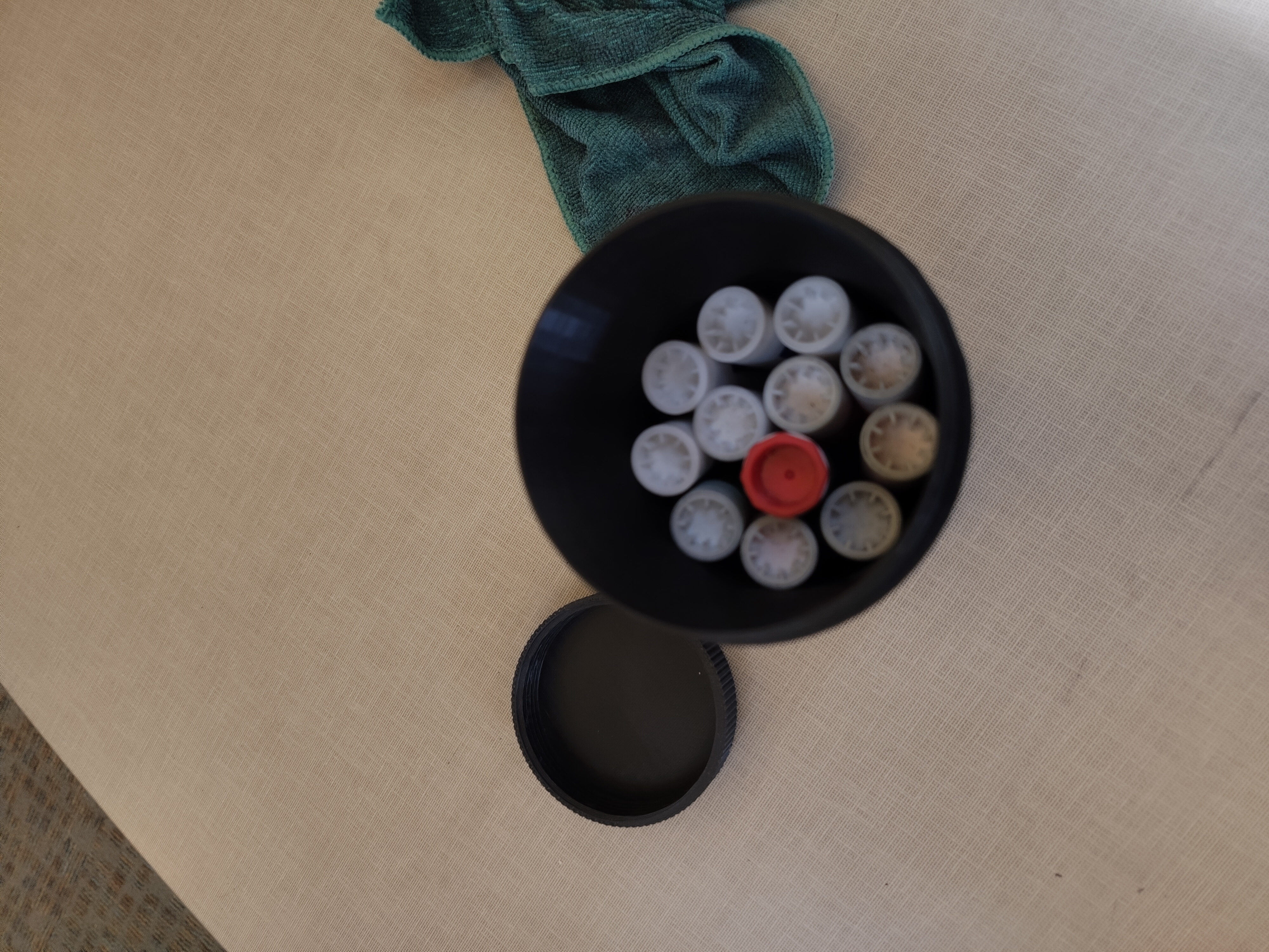 Screw-lid Marker Cup
