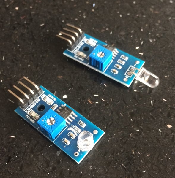 LM393 light sensor case — miniatura 6