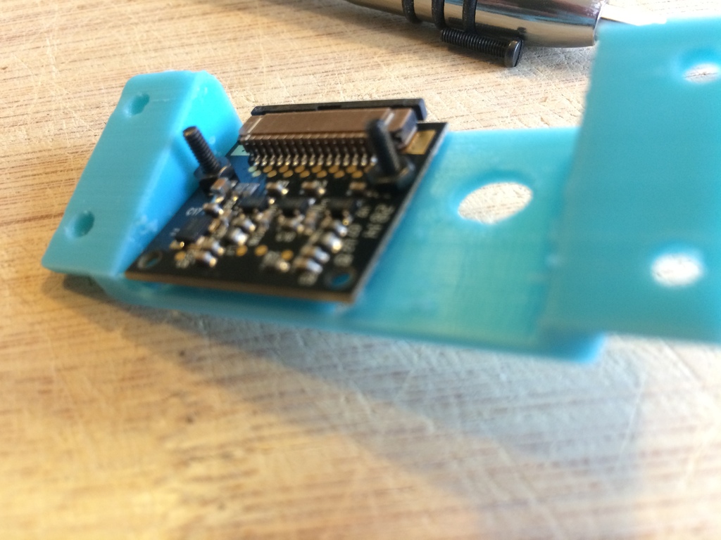 Miniatura 4 do modelo 3D Raspberry Pi Birdbox camera mount