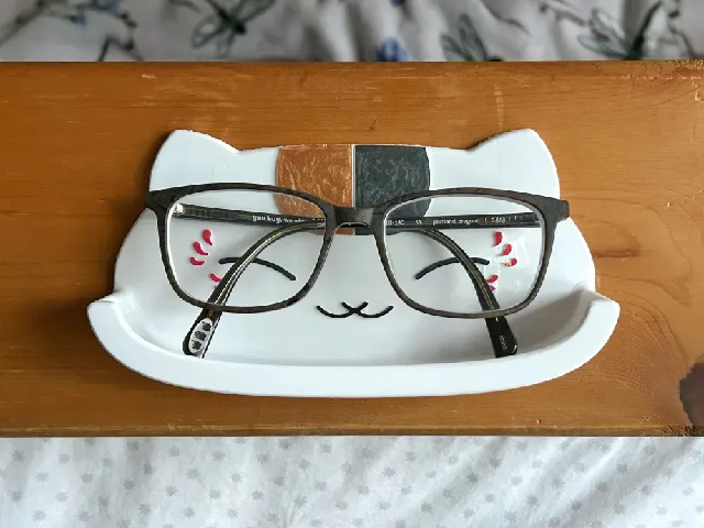 Nyanko-Sensei Glasses Holder