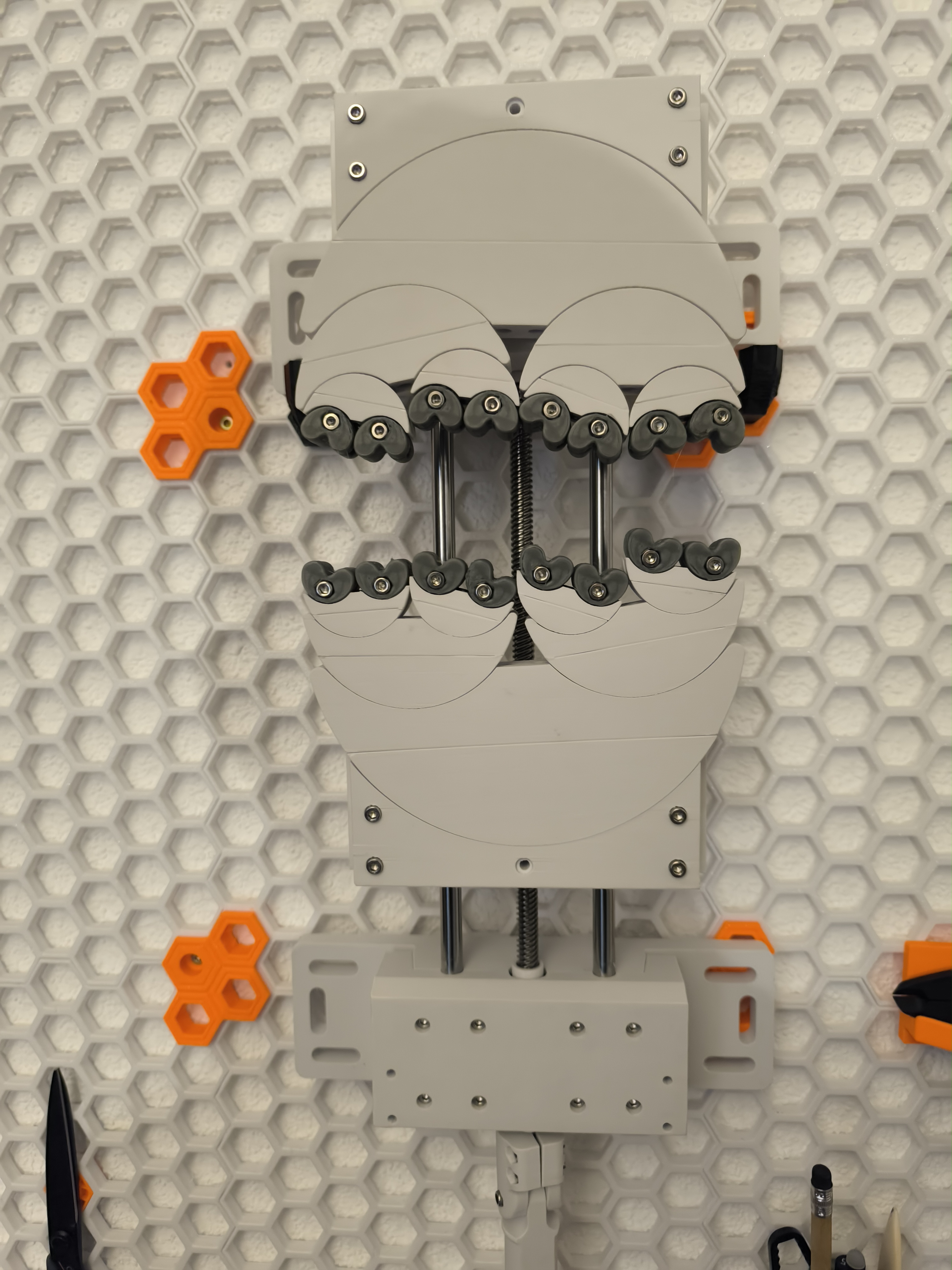 Fractal Vise Remix for ABS printing 3D model thumbnail
