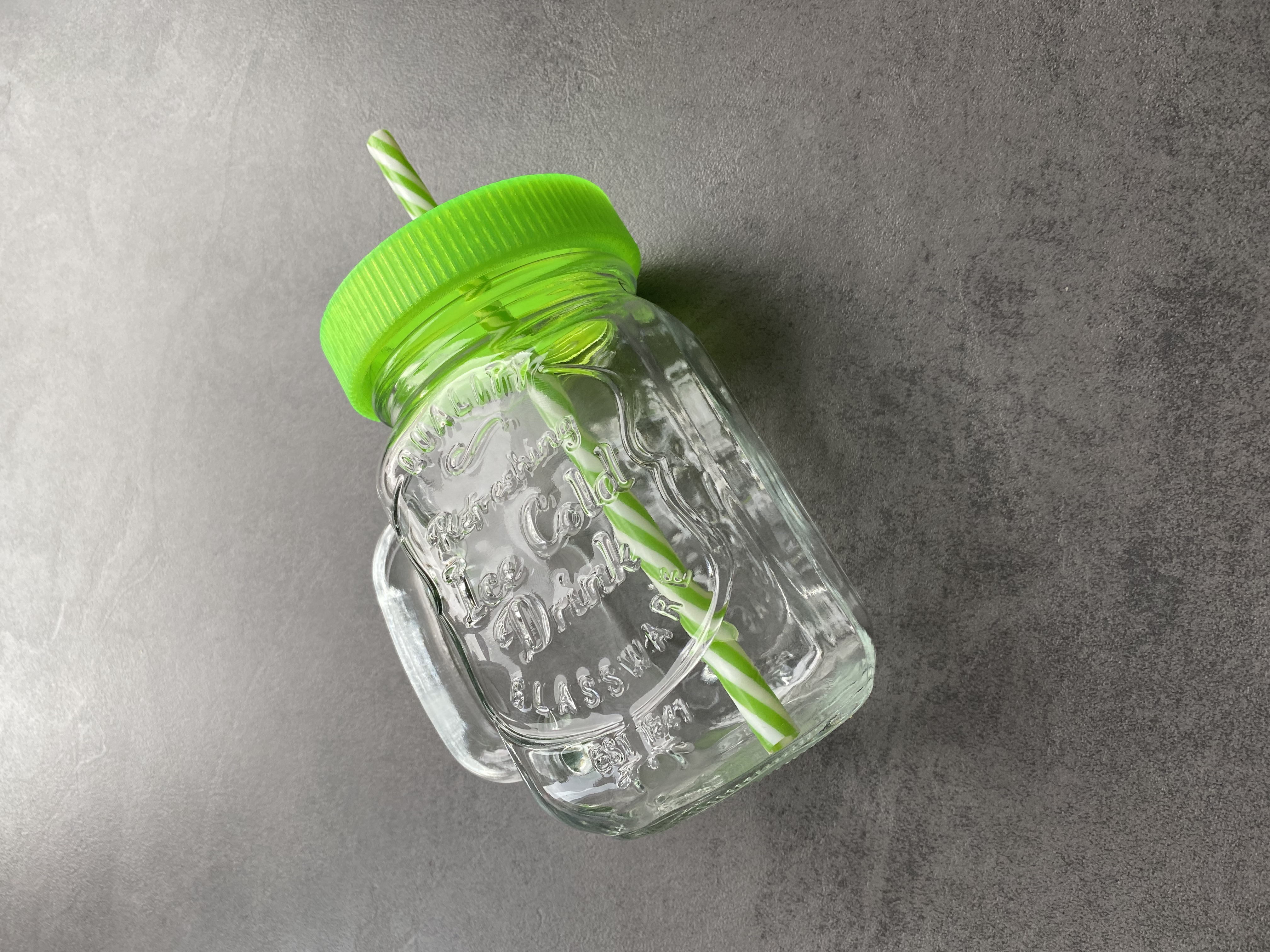 screw cap for drinking glass with straw hole