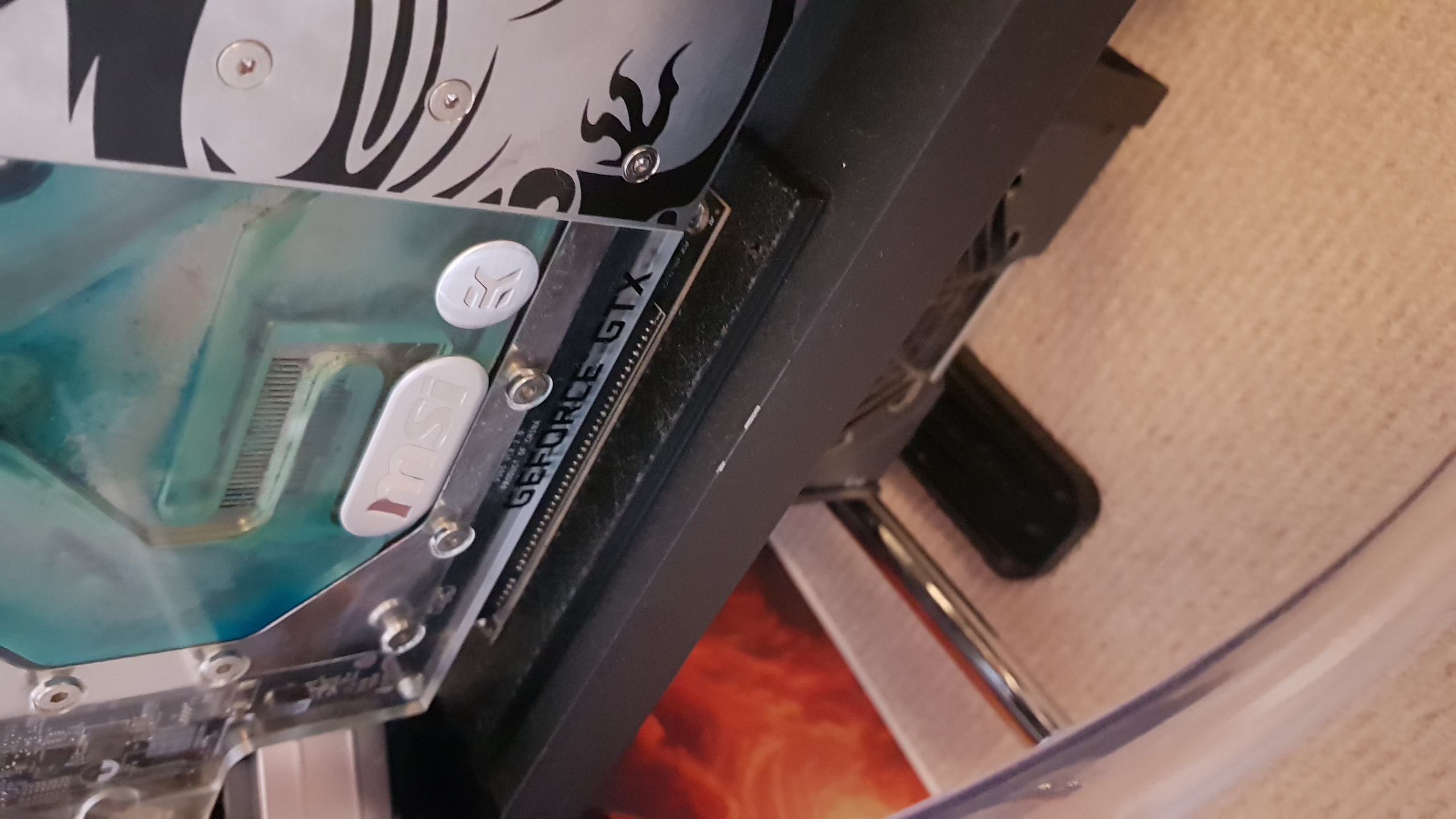 Bracket for a 270 degree riser on Thermaltake Core P5