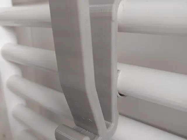 Kids' glove dryer