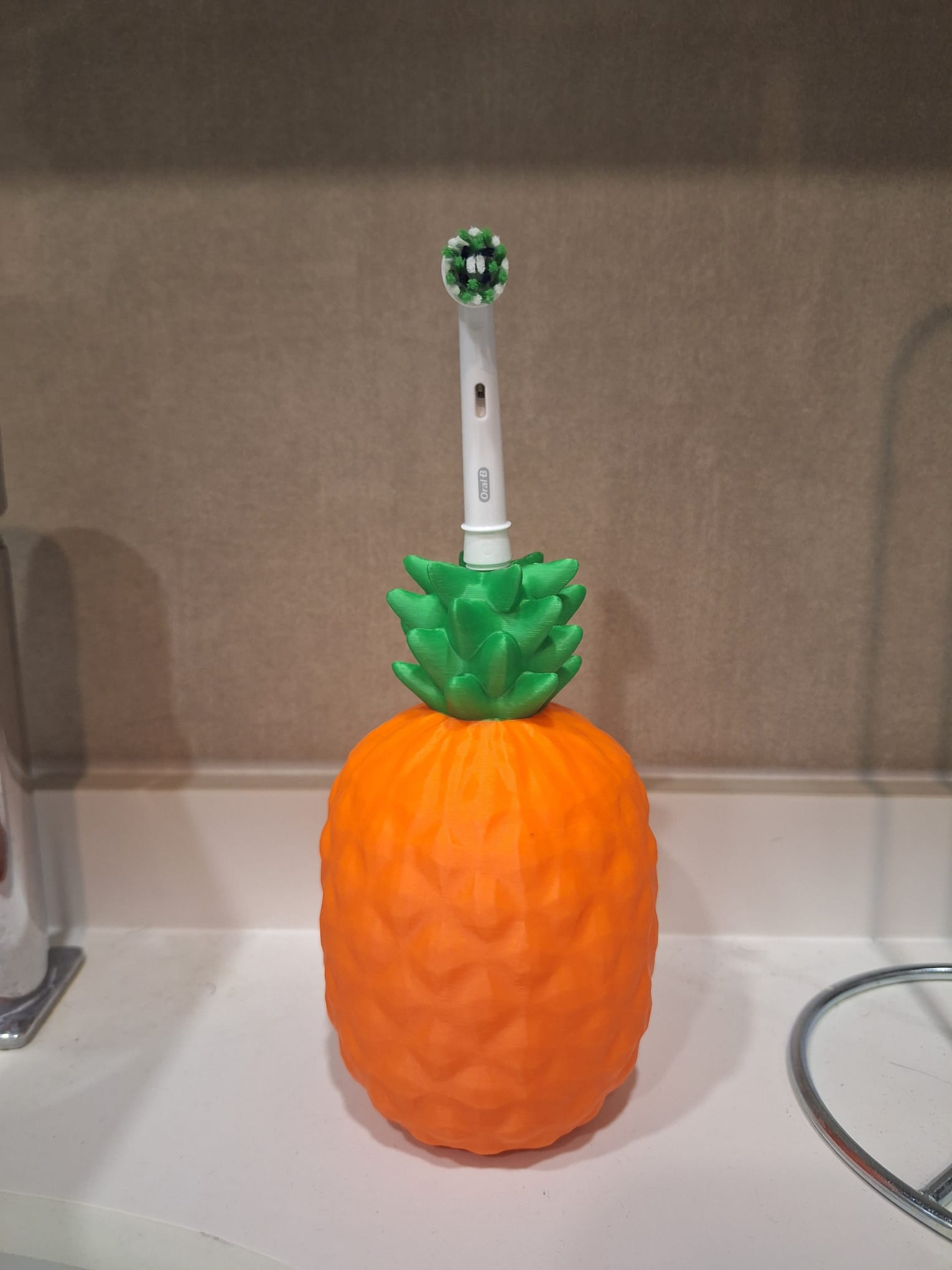 Oral-B Pineapple Toothbrush Head Stand