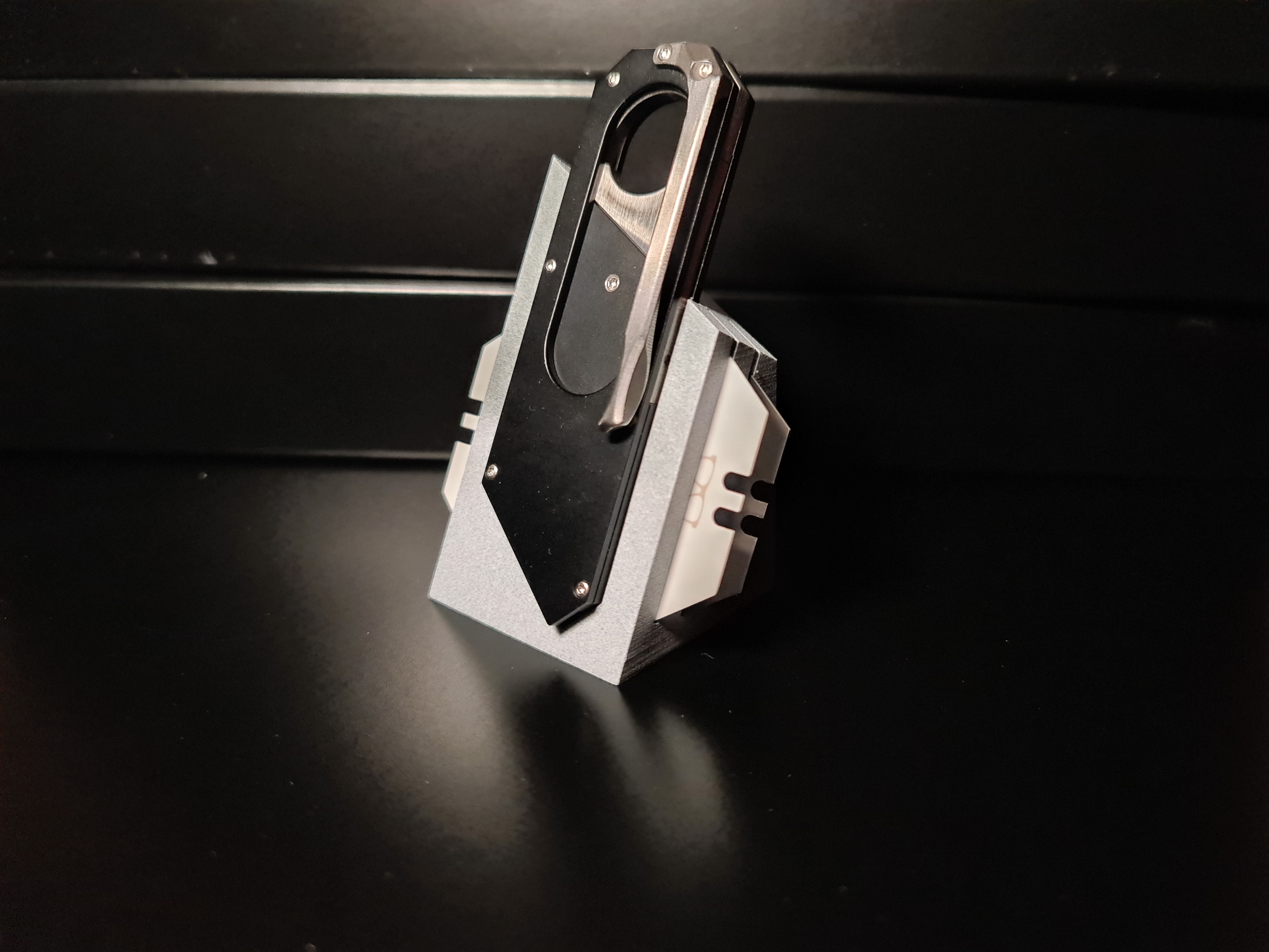 PlacedAtoms - Maker Knife Stand