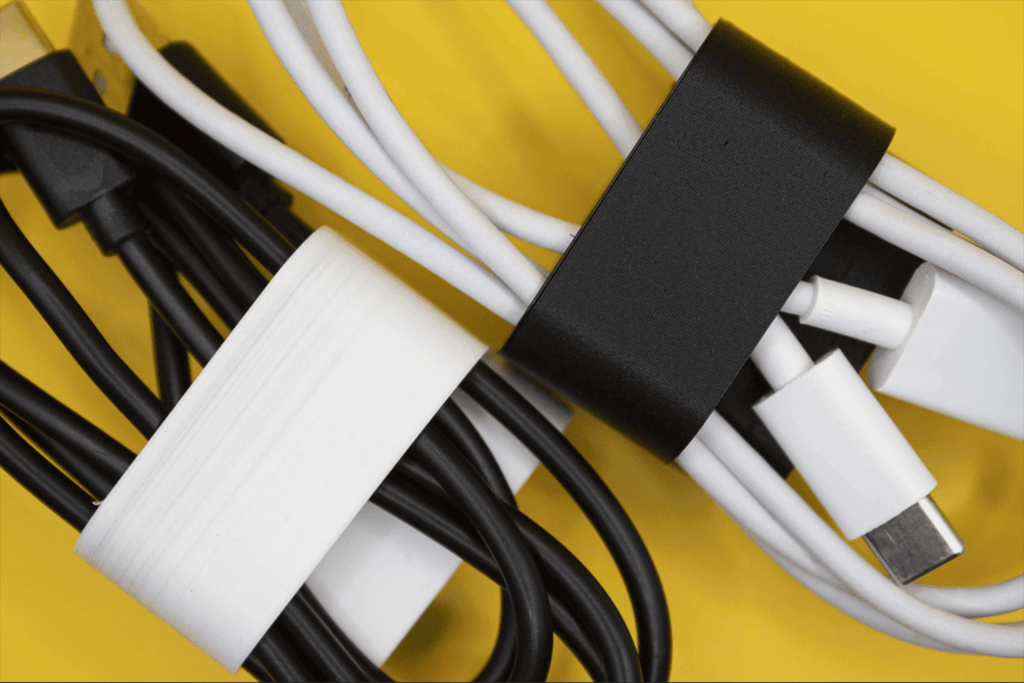 Miniatura 2 do modelo 3D Cable holder thingy