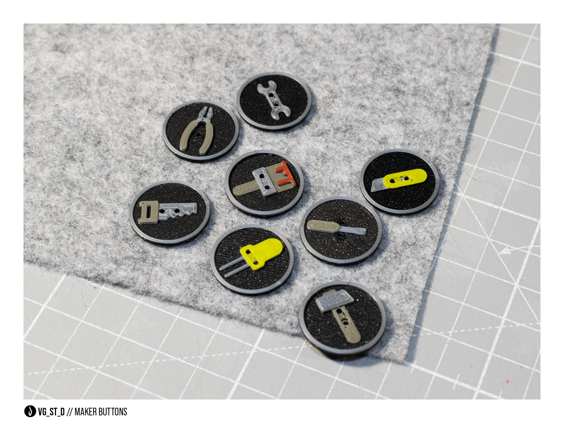 Maker Tools Clothes Buttons
