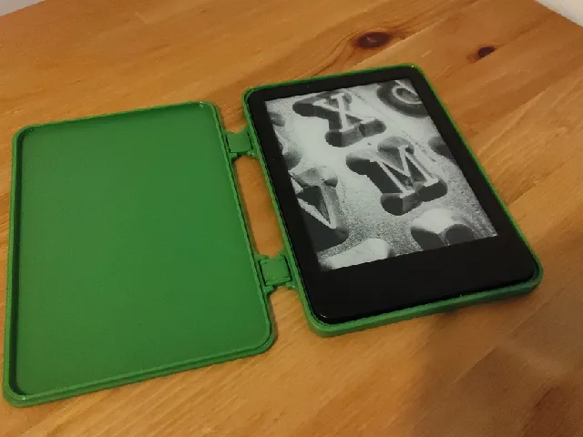 Kindle (11th generation) protective slim case
