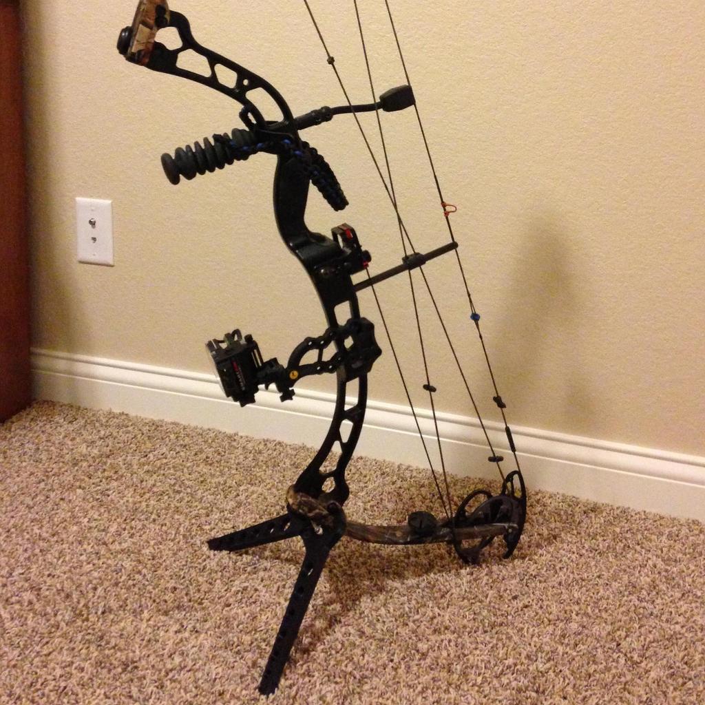Compound Bow Kick Stand by Ryan Download free STL model