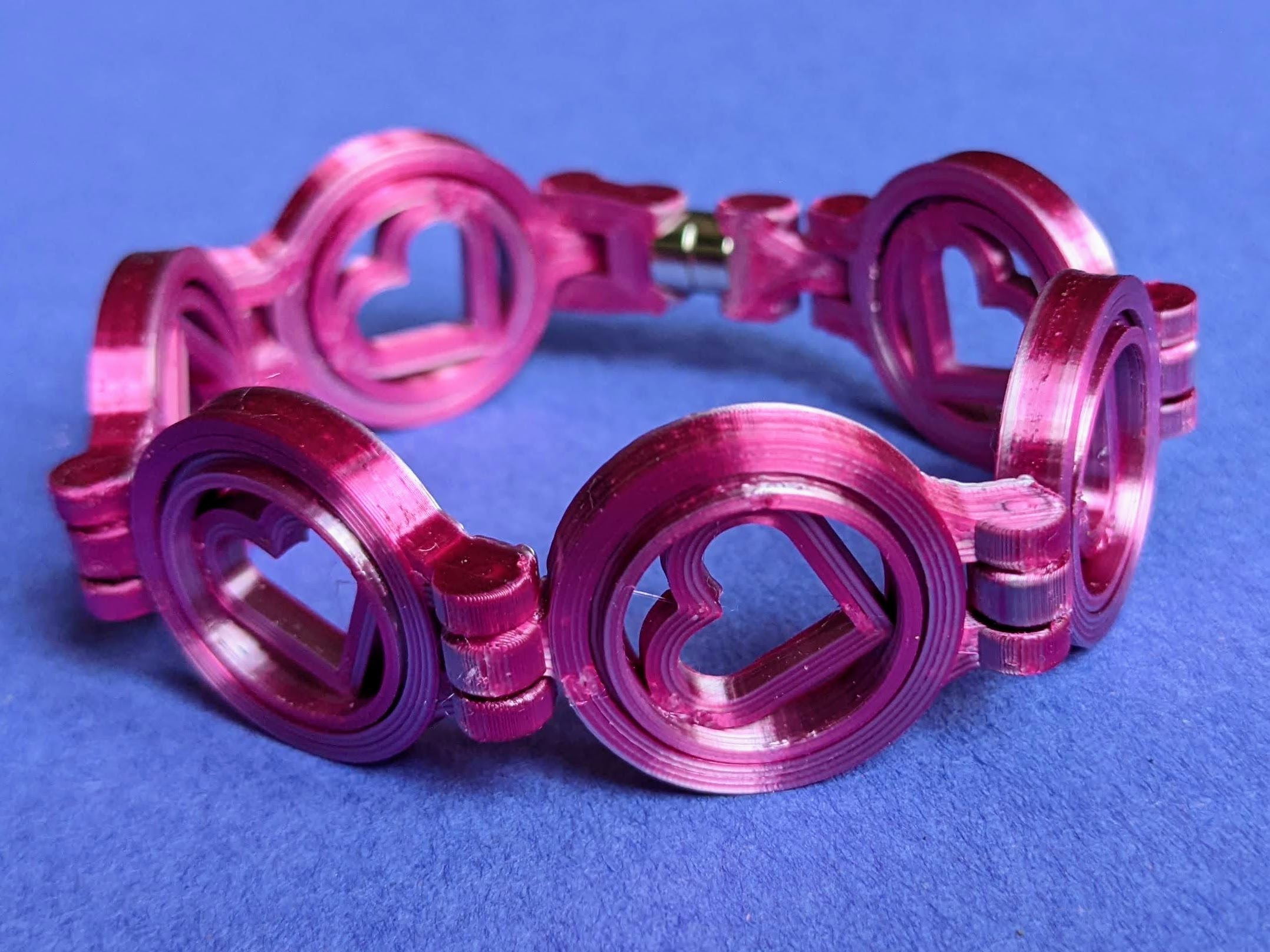 Print In Place Rotating Hearts Bracelet