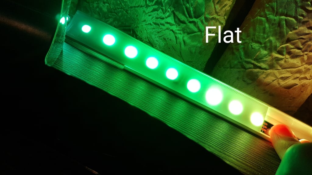 Miniatura 3 do modelo 3D Led Strip Diffuser