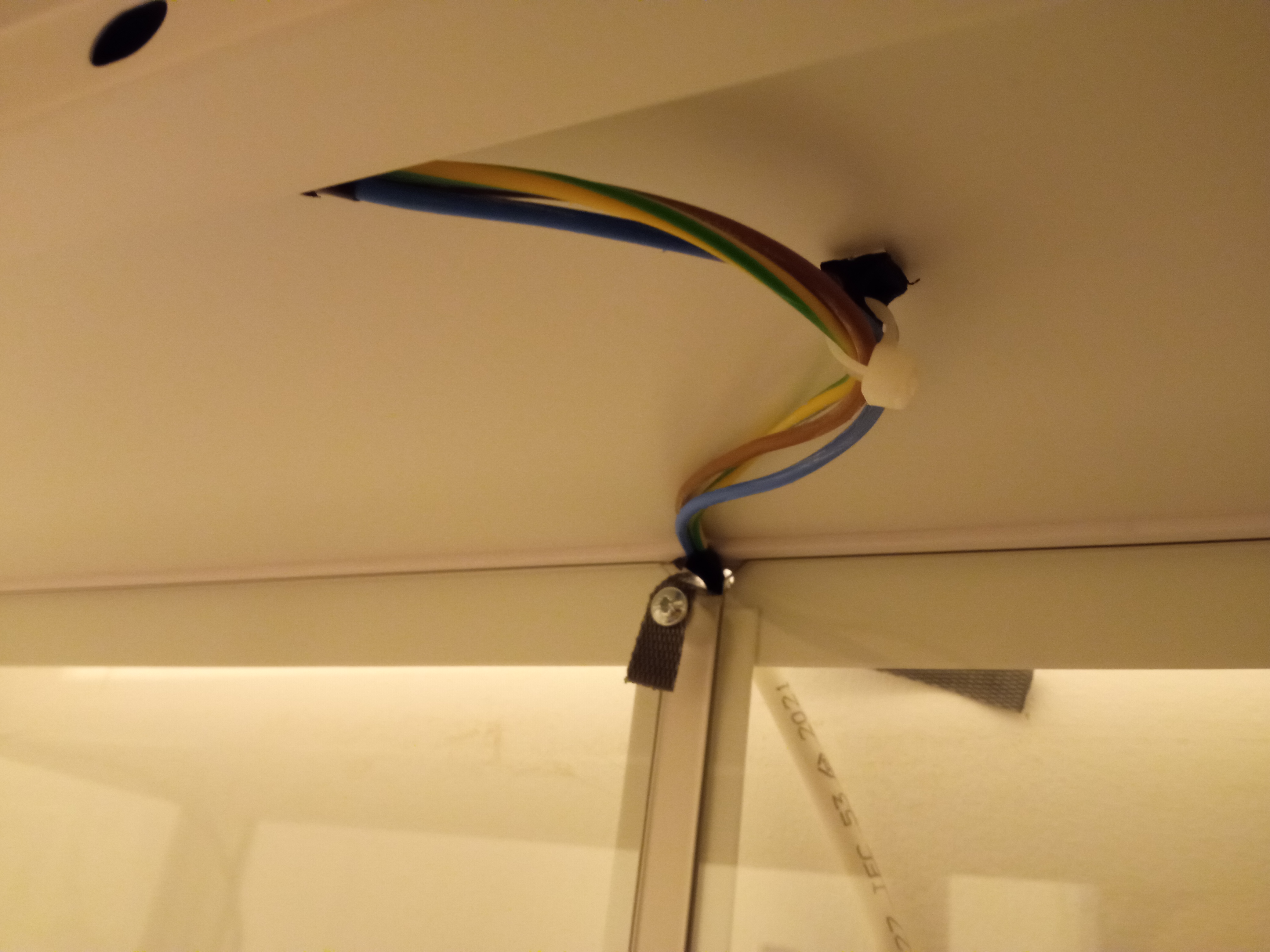 Miniatura 3 do modelo 3D Cable tie mount