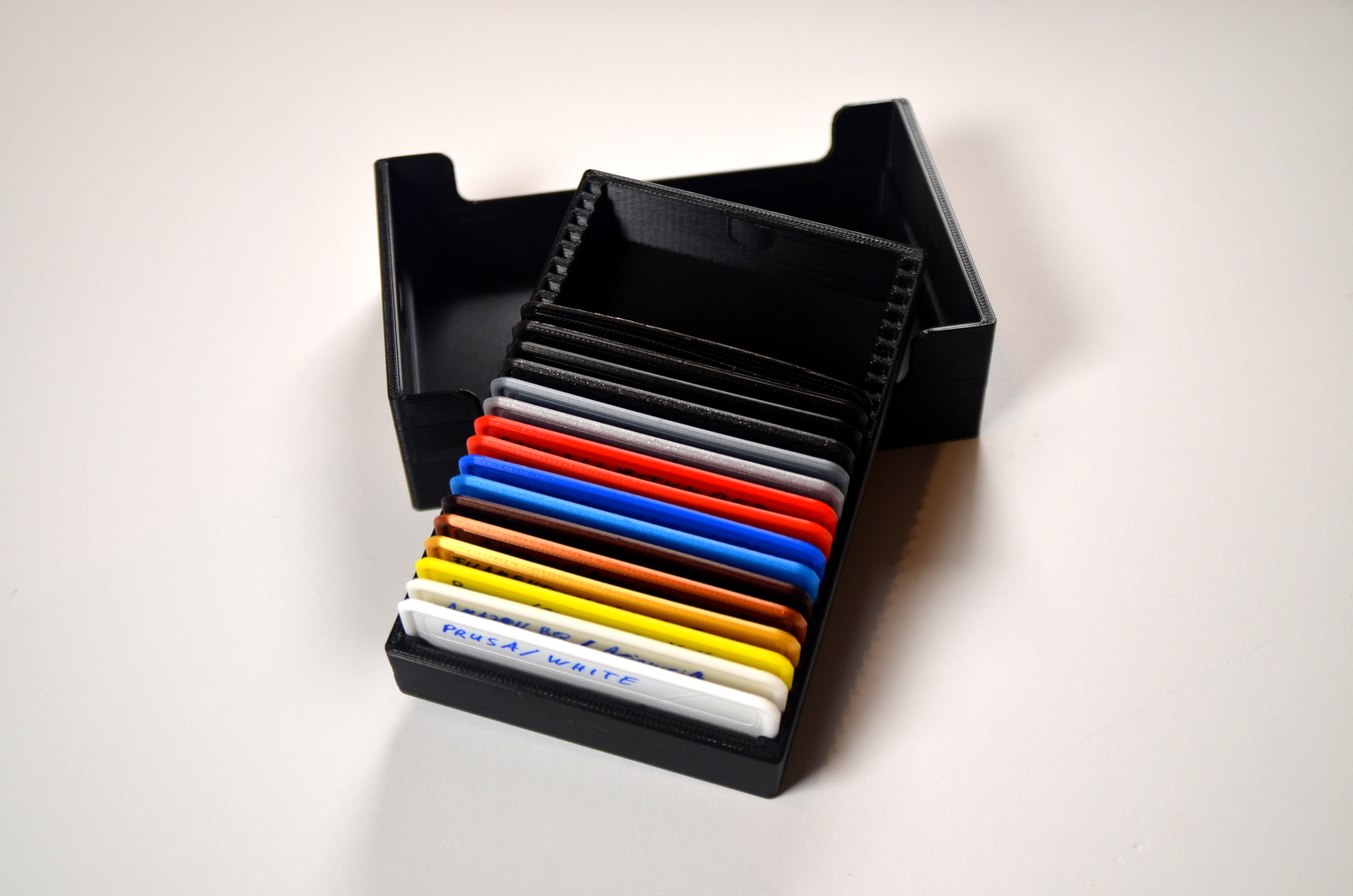 Miniatura 2 do modelo 3D Filament Samples - Box with Magnets