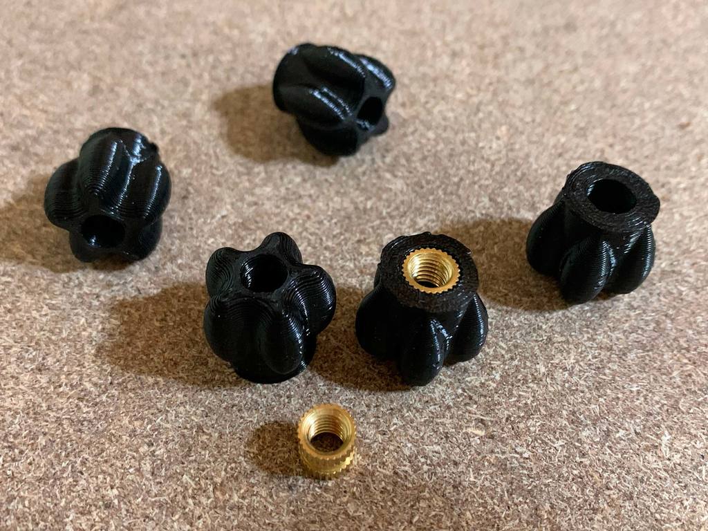 M5 Star Knob for Threaded Insert (remix) NO SUPPORTS! by Doug Joseph (design8studio) Download