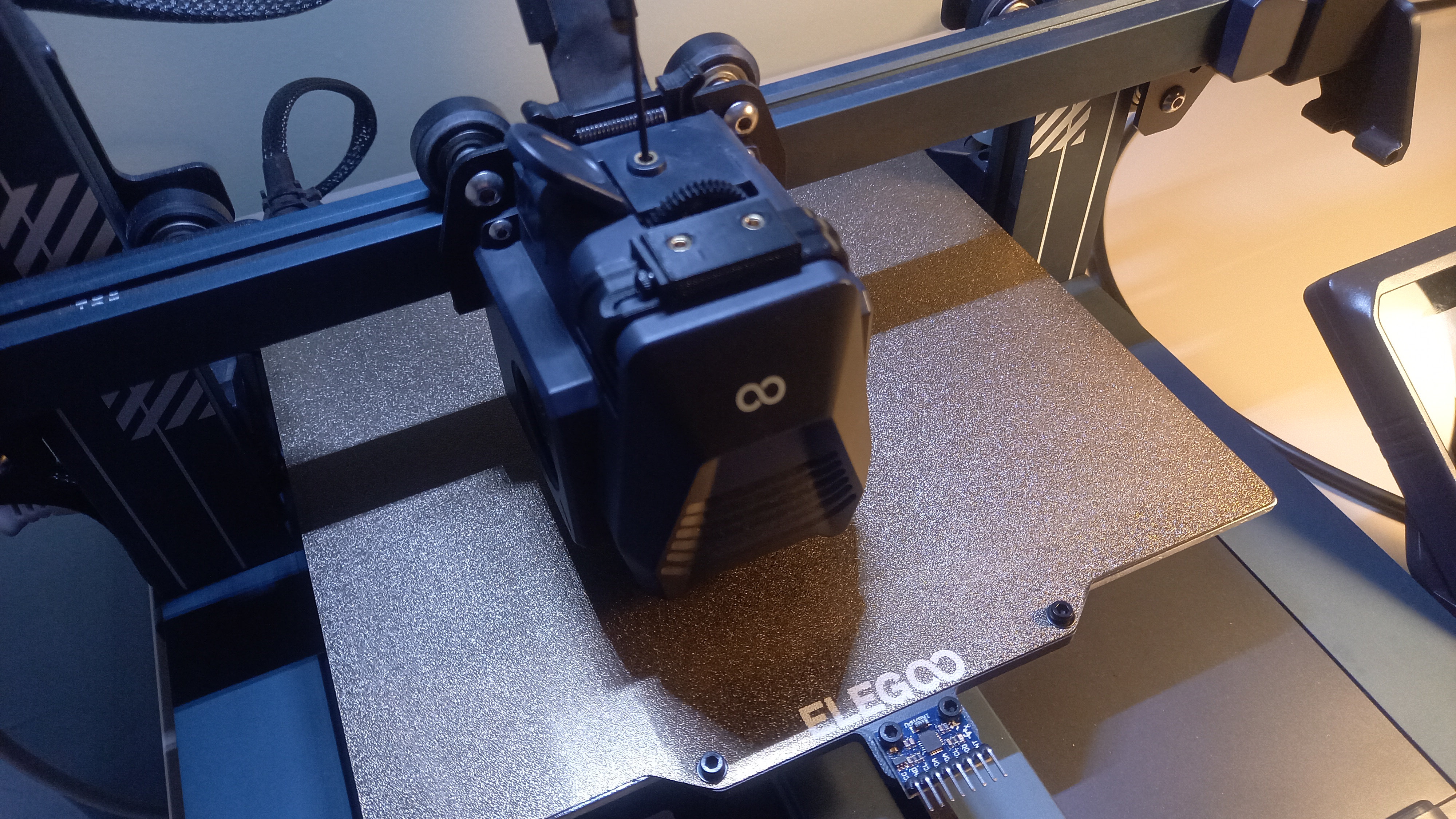 Elgeoo Neptune acceleration sensor mountings