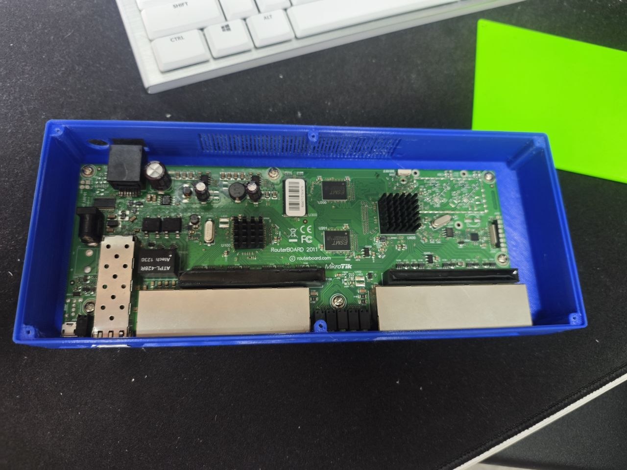 RB2011 case — miniatura 3