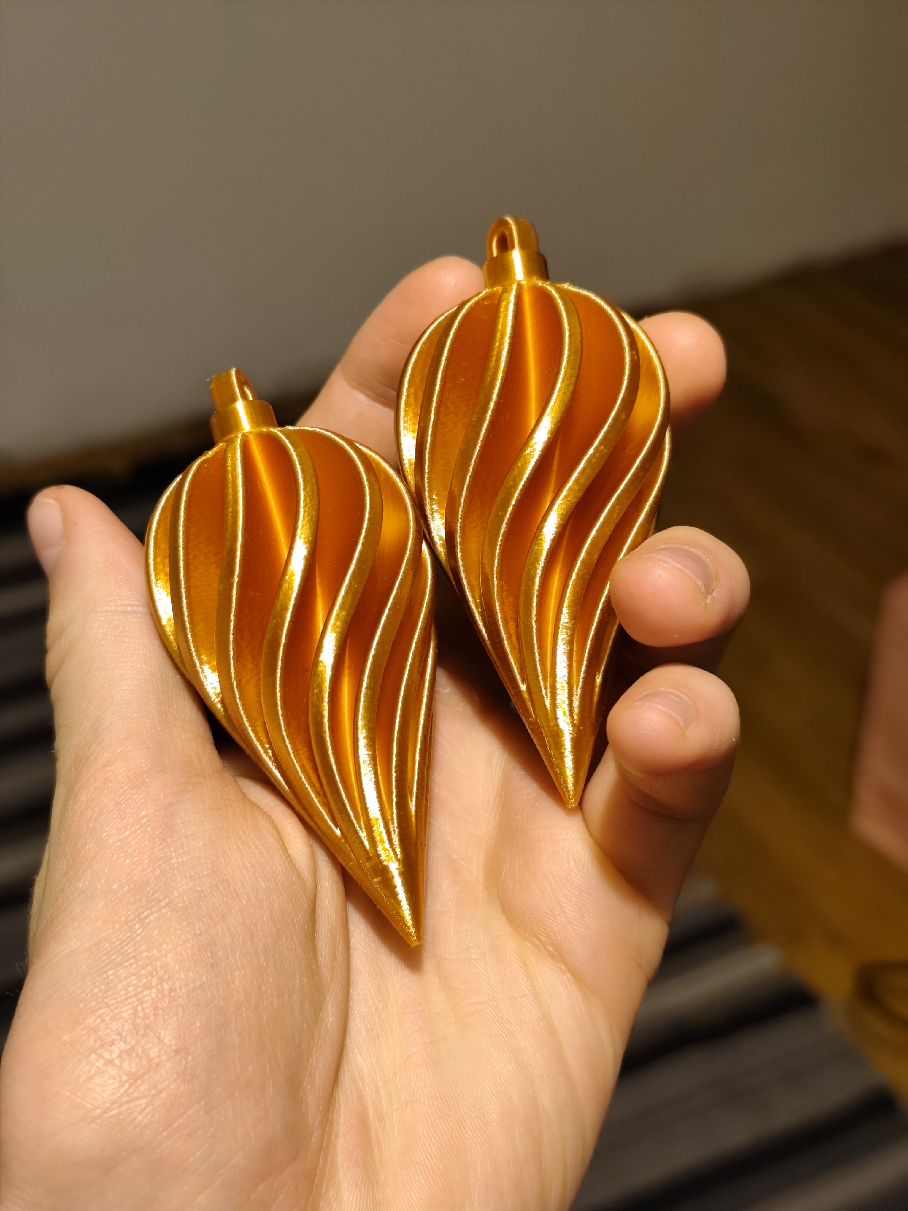 Spiral Bauble — thumbnail 3