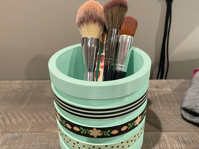 Container for Cosmetics Brushes