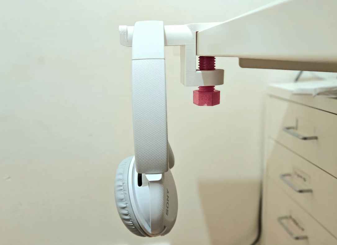 even more universal headphones holder