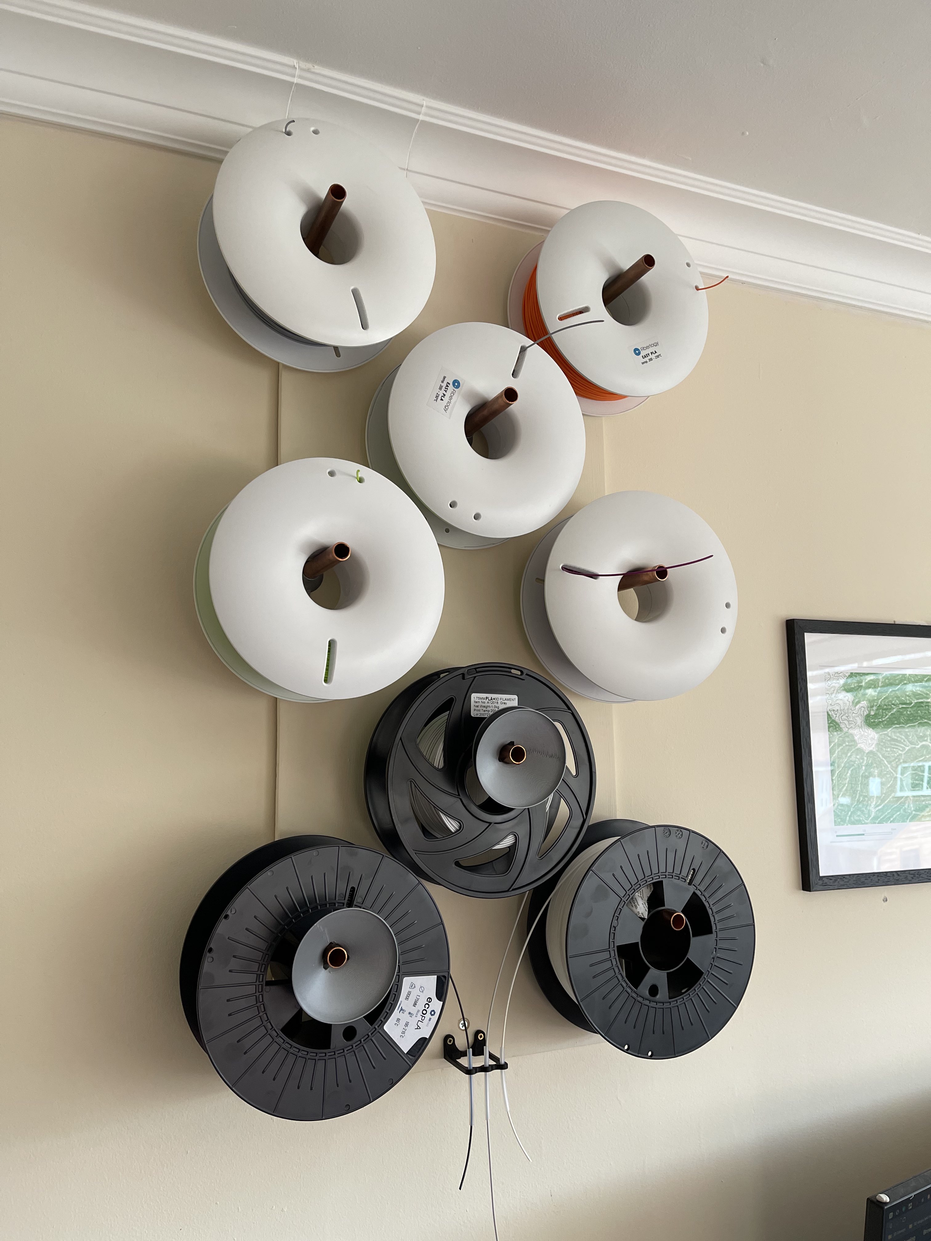 Filament Storage and Feed System - Wall Mounted