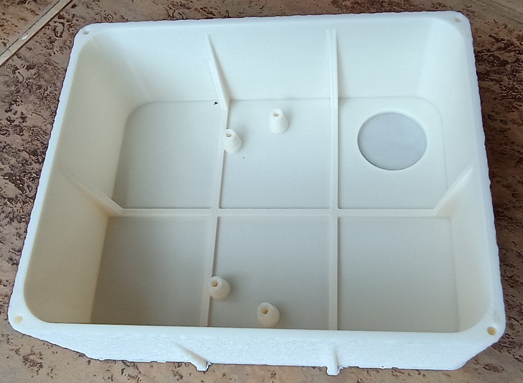 Yet another electronics junction box — miniatura 2