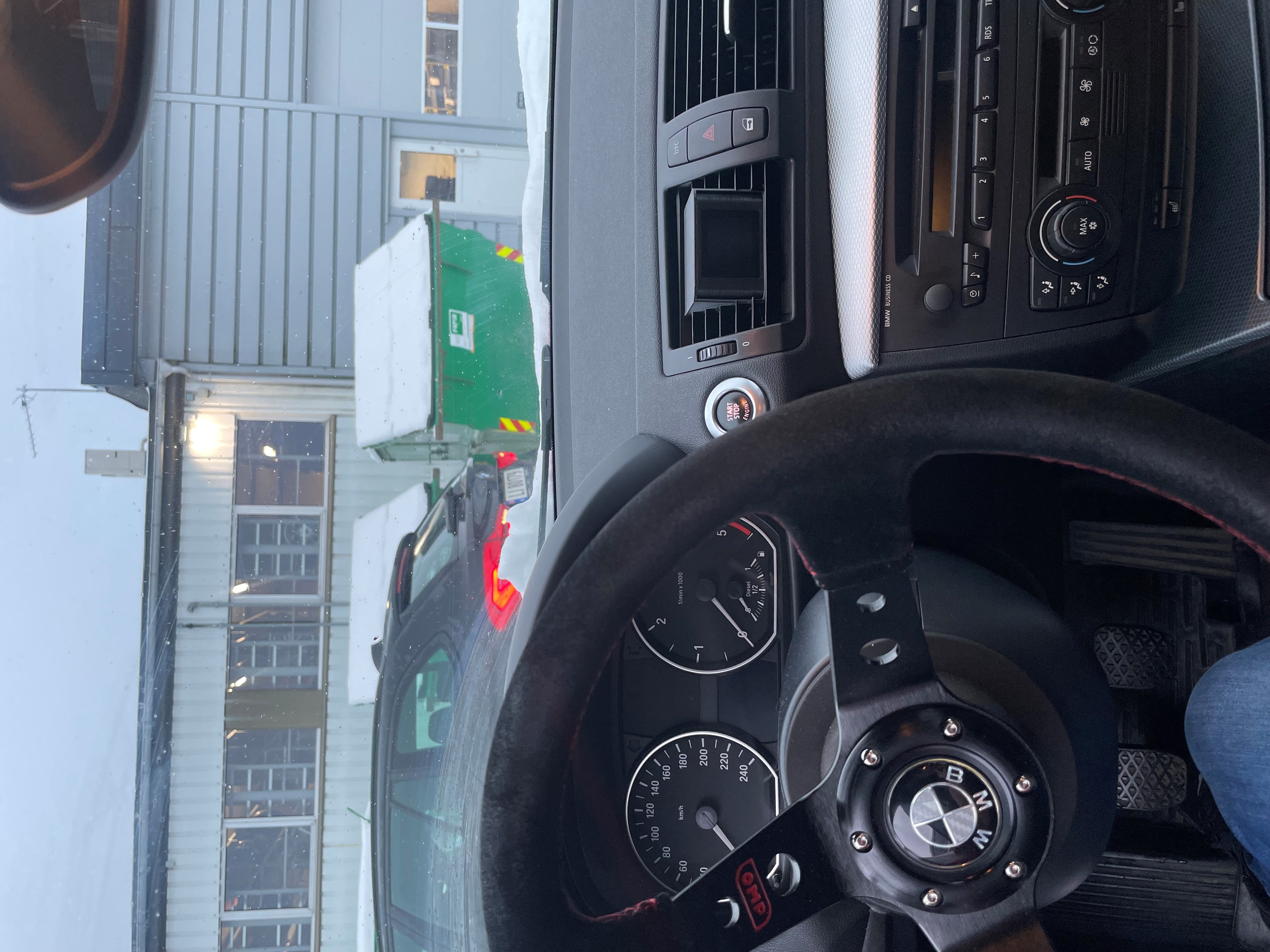 Bmw e87 left airvent — miniatura 4