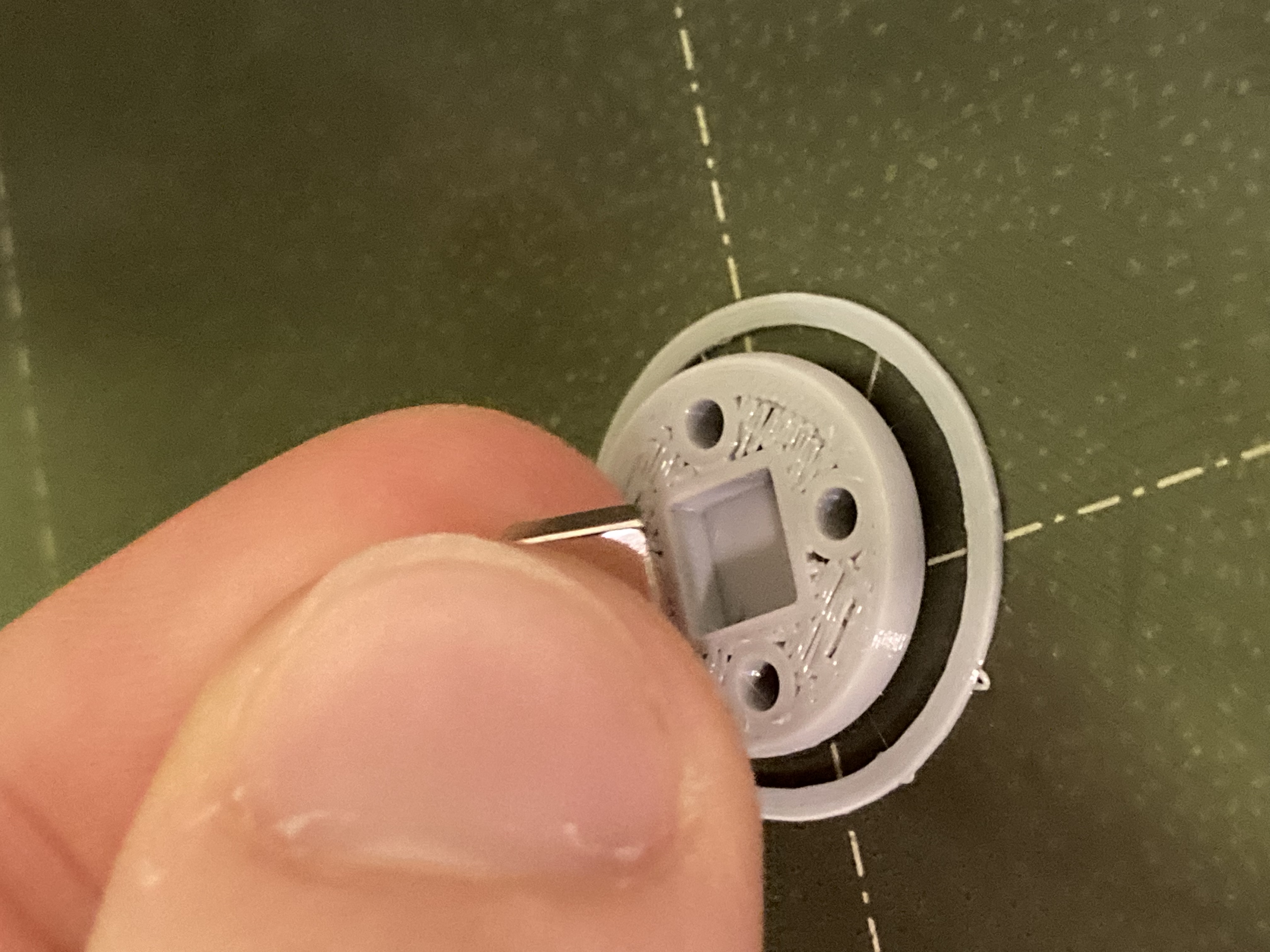 Miniatura 4 do modelo 3D Magnetic clothes button!