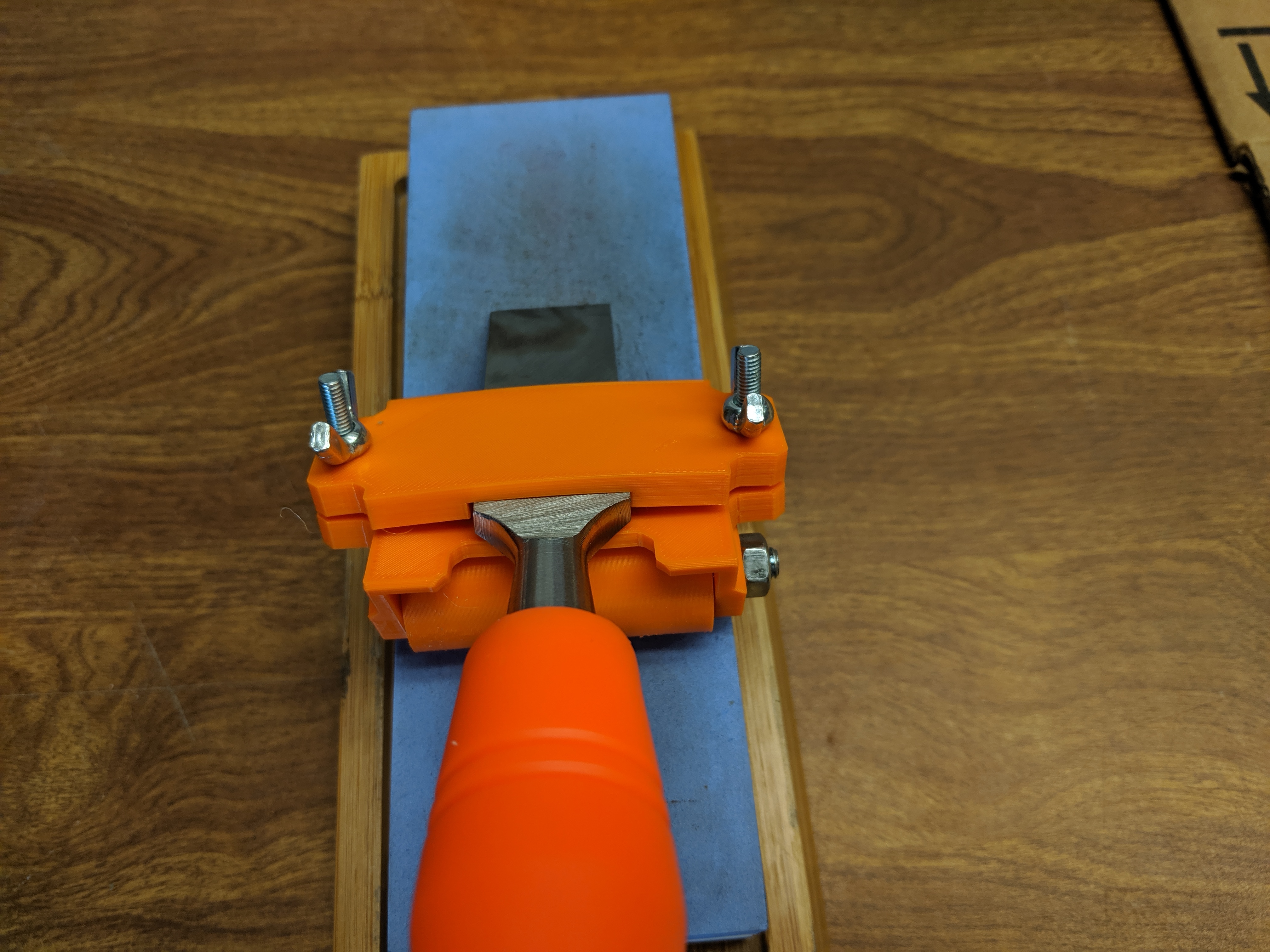 Miniatura 5 do modelo 3D Compact Chisel Sharpening Jig