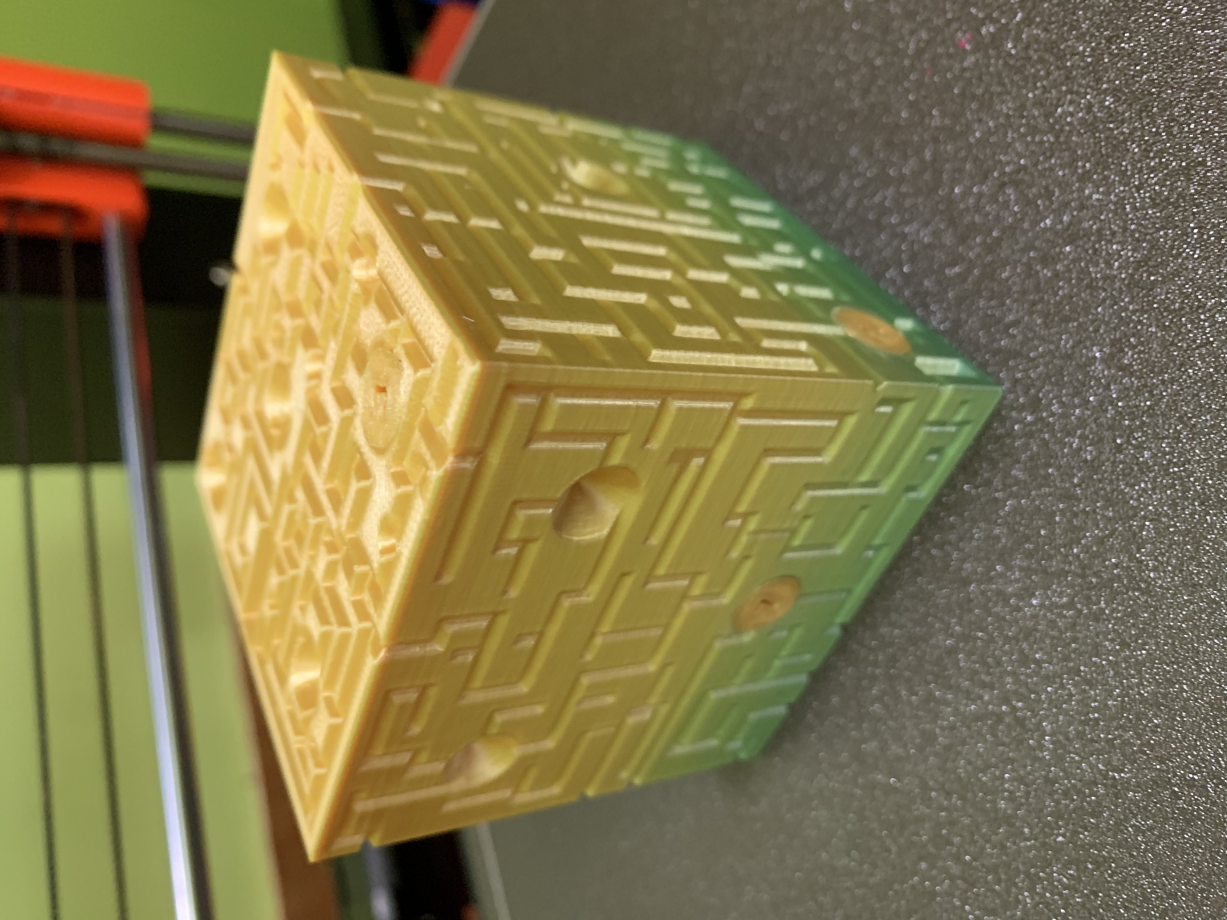 Miniatura 4 do modelo 3D Maze Puzzle Cube