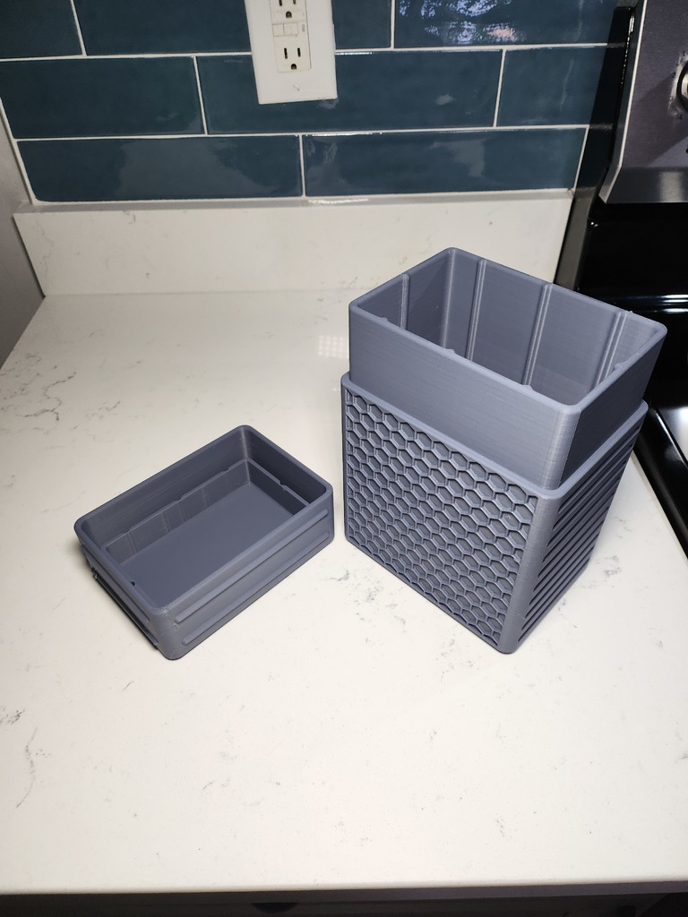 Miniatura 10 do modelo 3D Hex Pattern Tactical Container