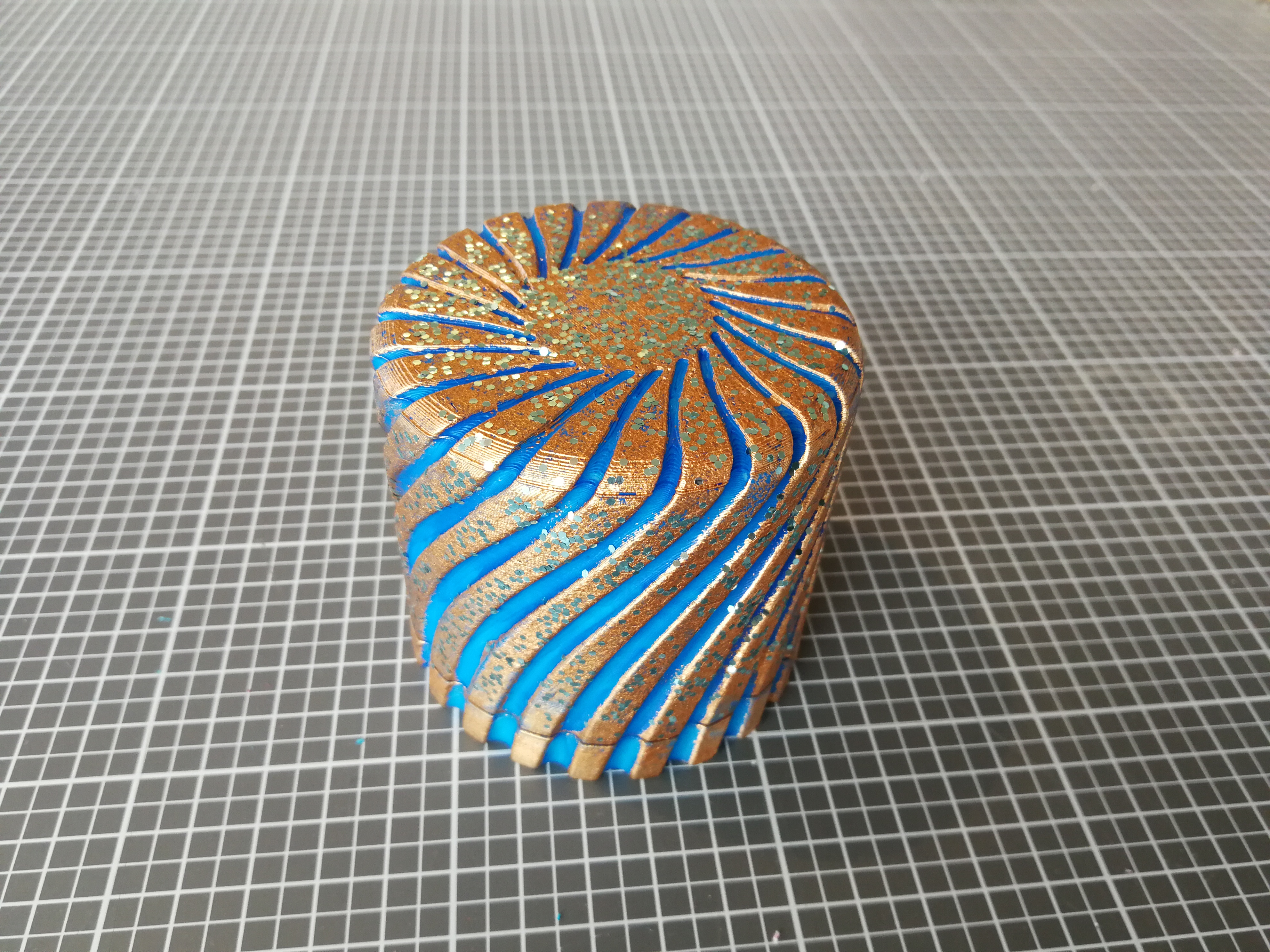 Miniatura 5 do modelo 3D Sewing Thread Box (round)