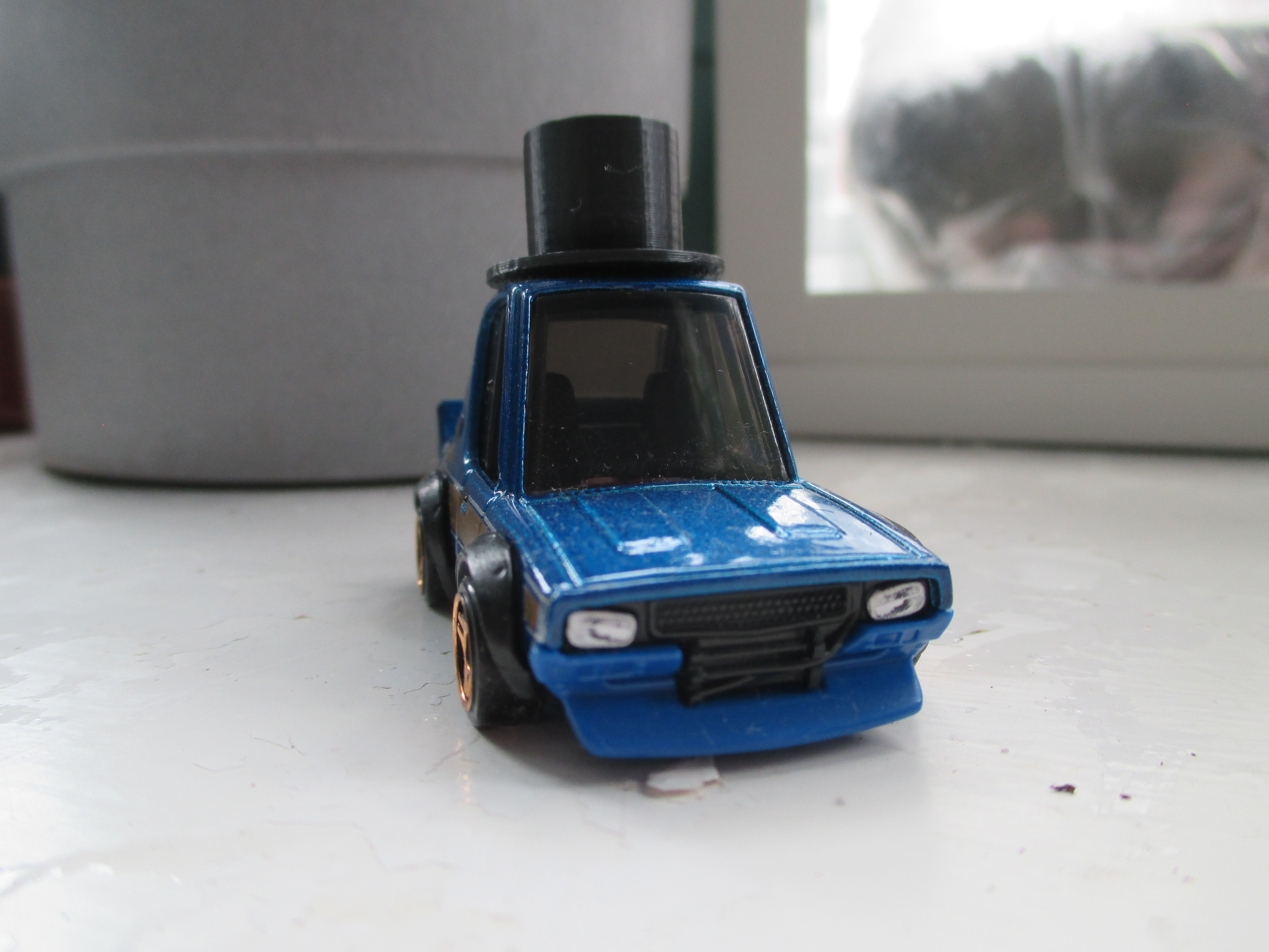 Miniatura 3 do modelo 3D Tiny top hat