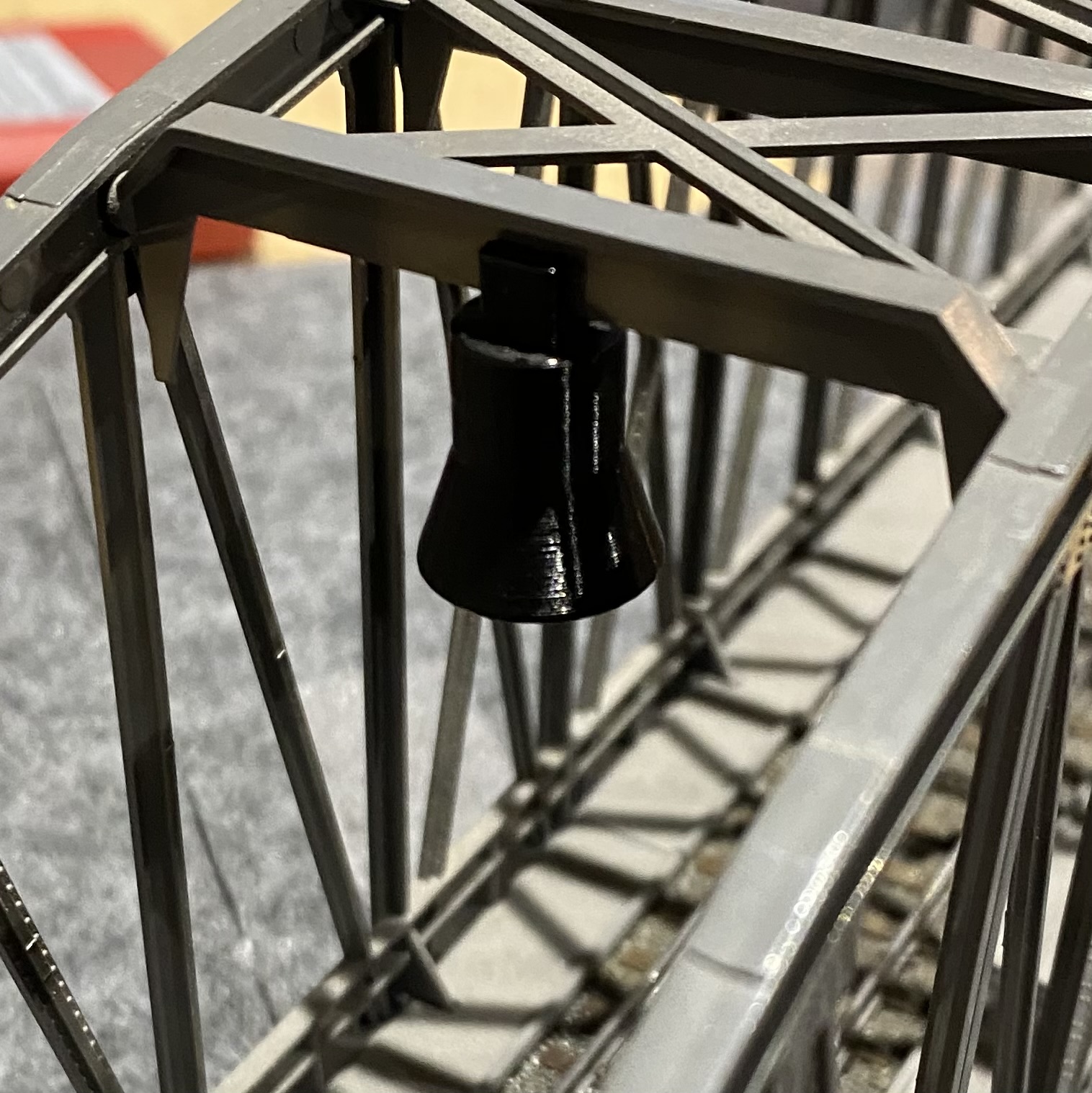 H0 Lamp for Märklin C-Gleis Bridge