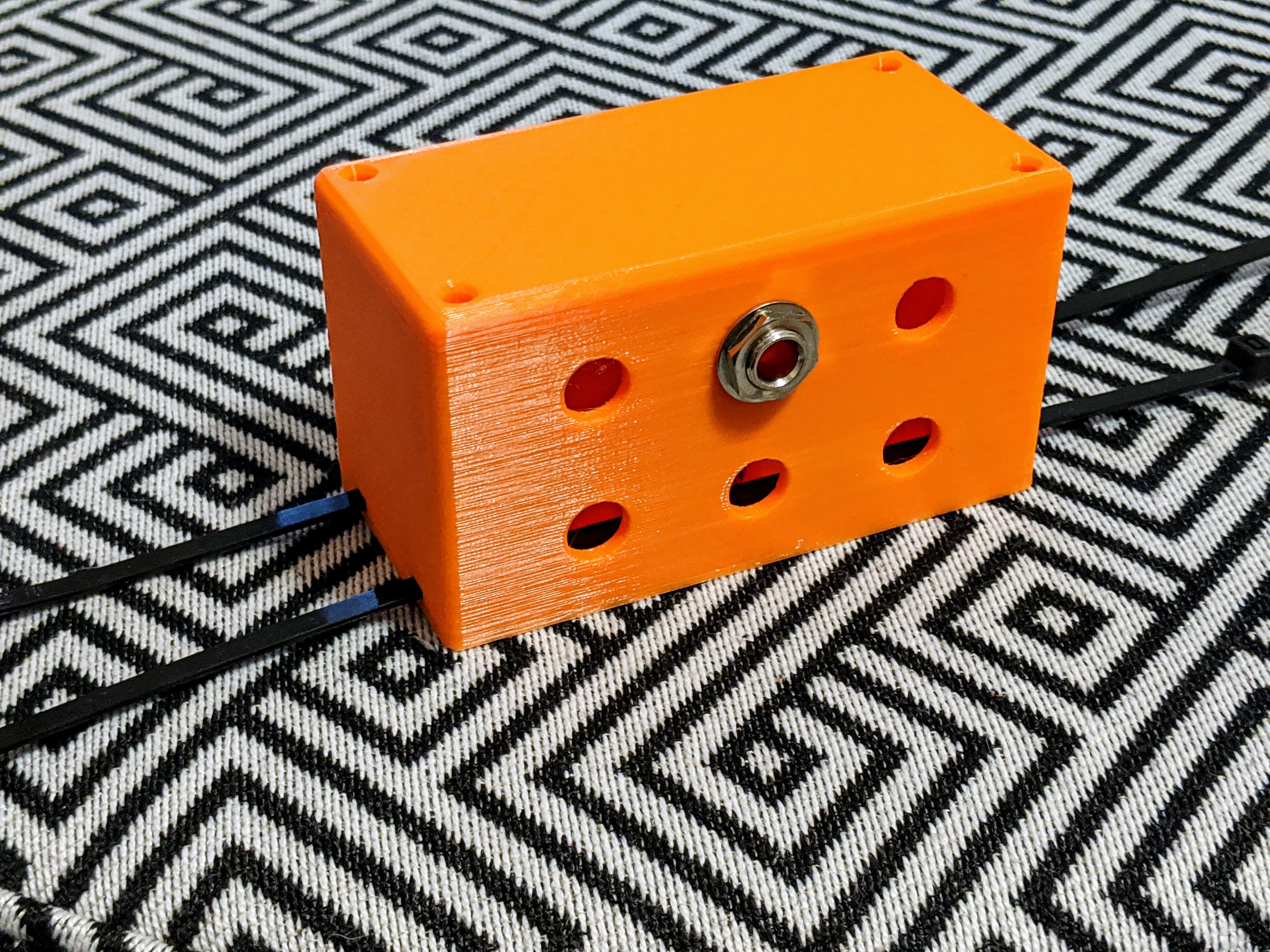 Guitar Pedal Input Enclosure - Middleman