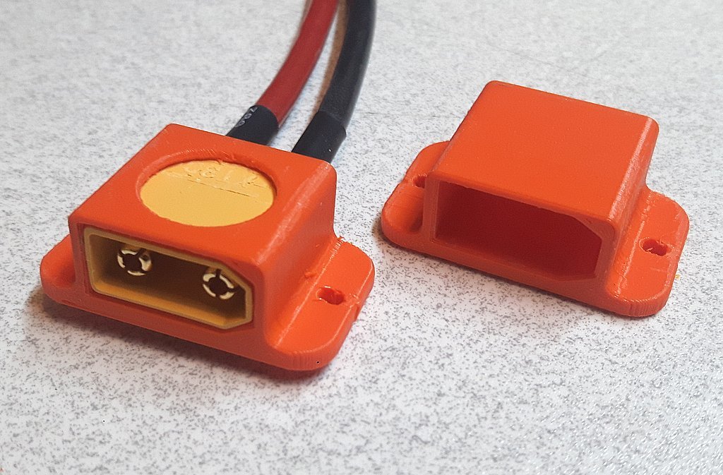Miniatura 2 do modelo 3D XT90 plug holder mount