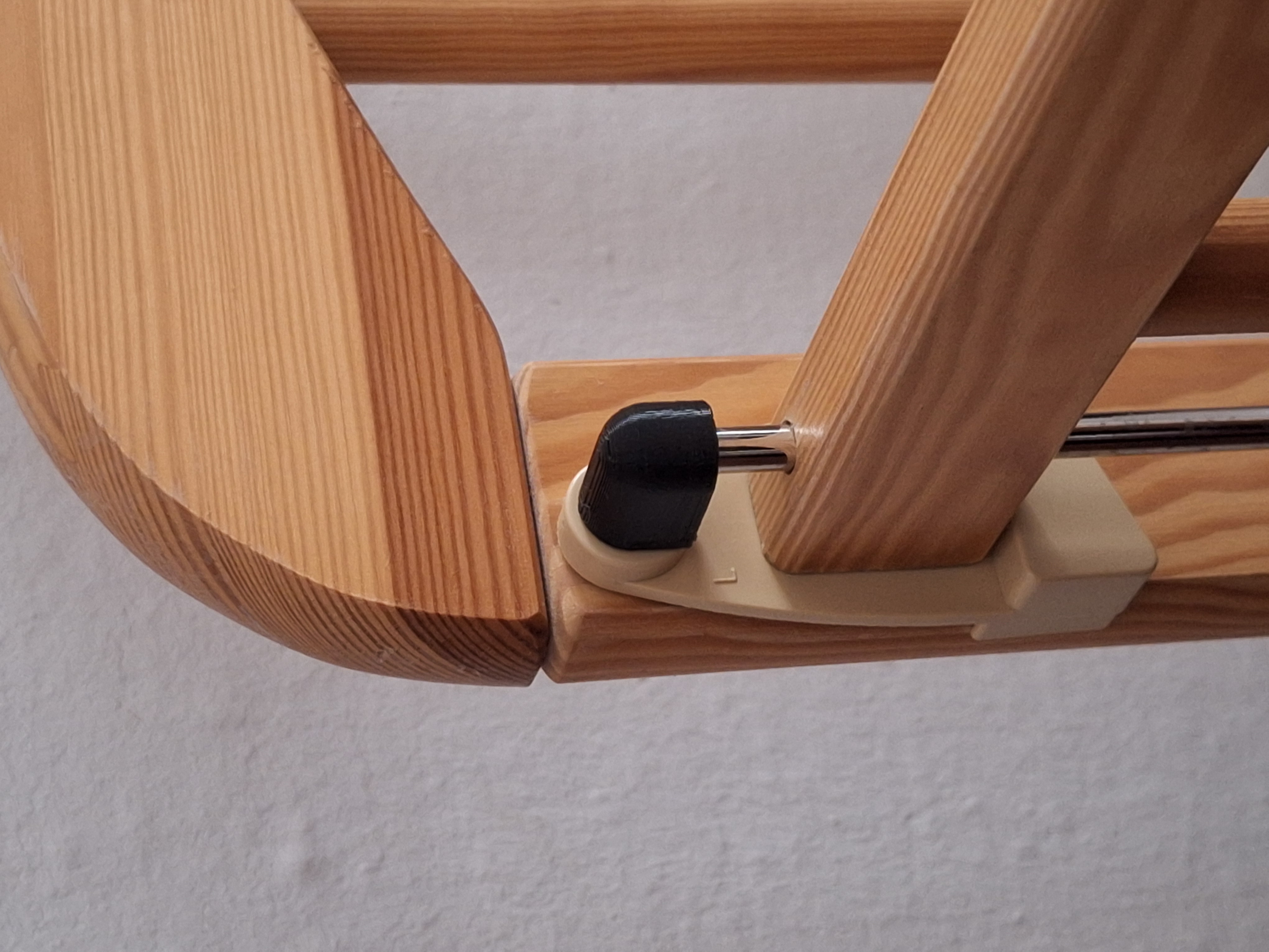 Cot rod holder