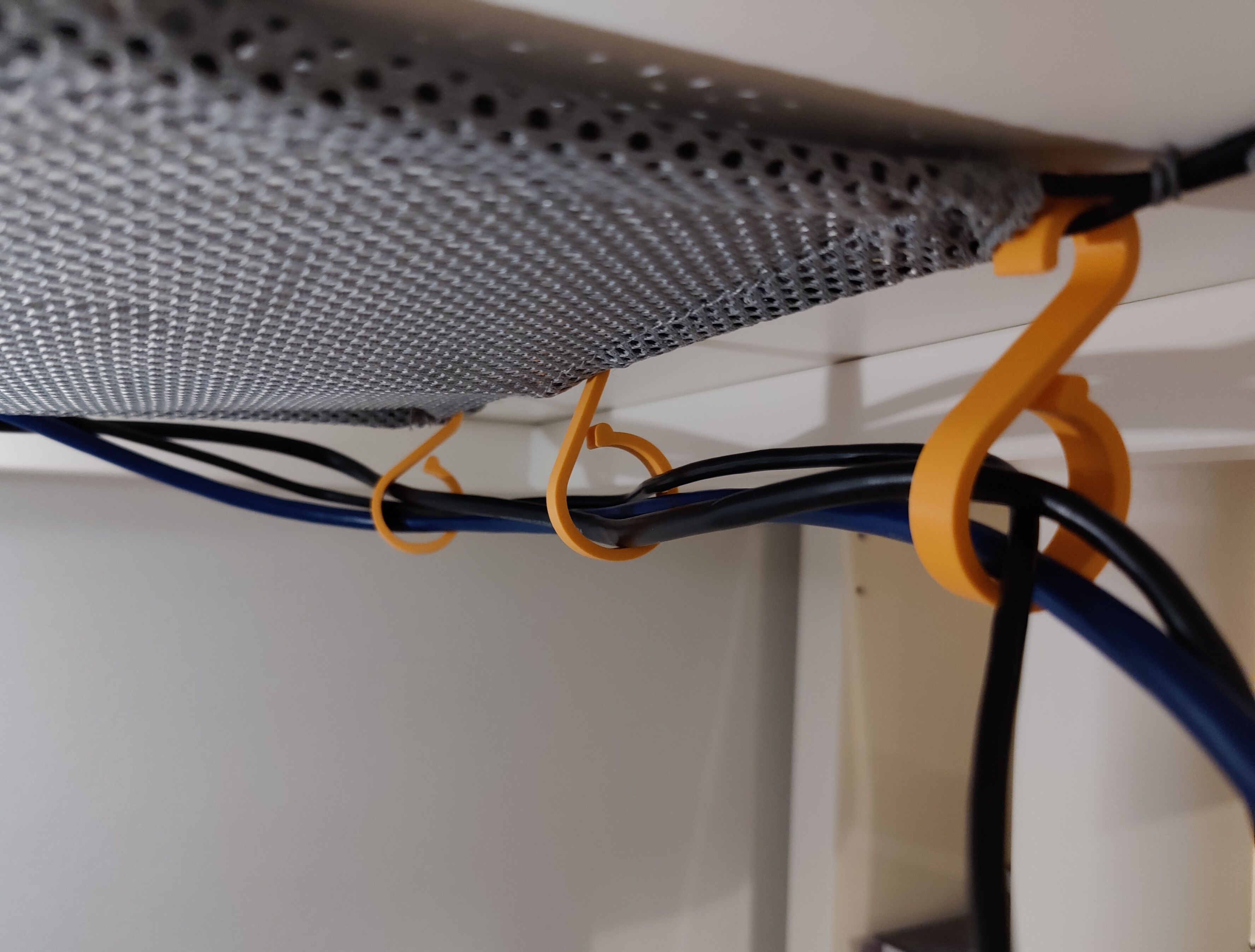 Miniatura 2 do modelo 3D Multipurpose Cable Hook by SteL