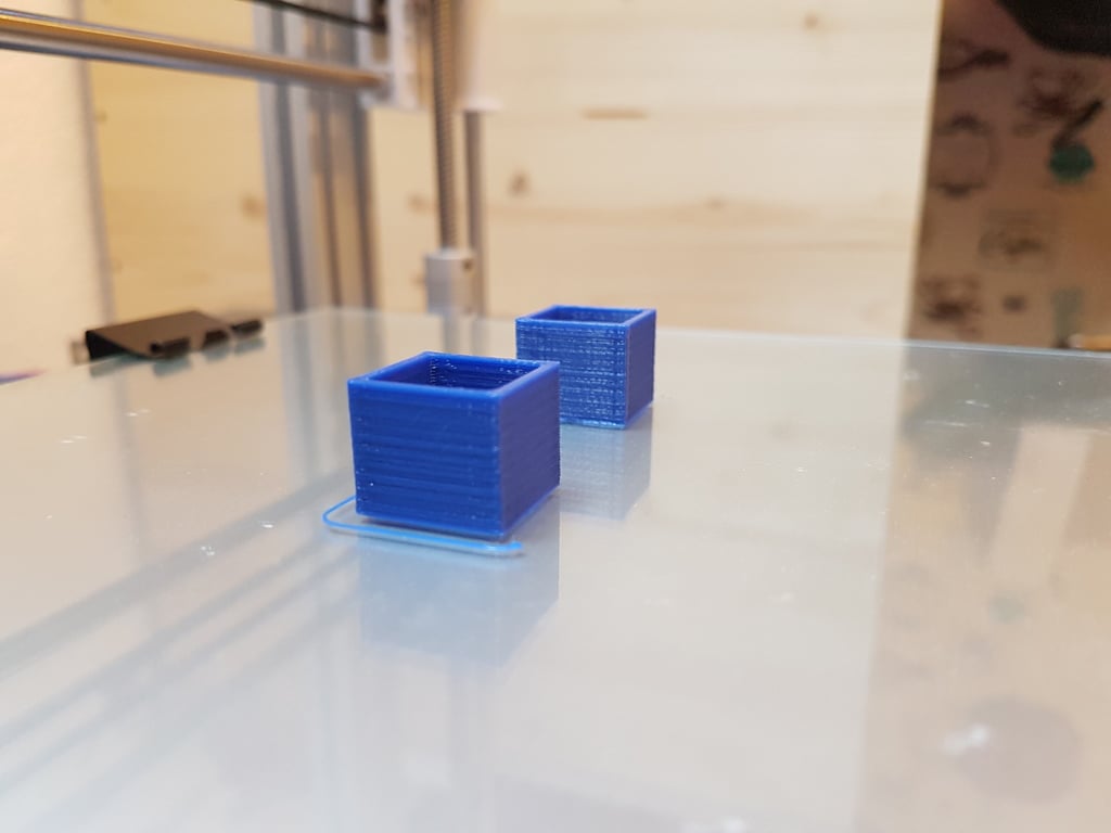Retraction cubes