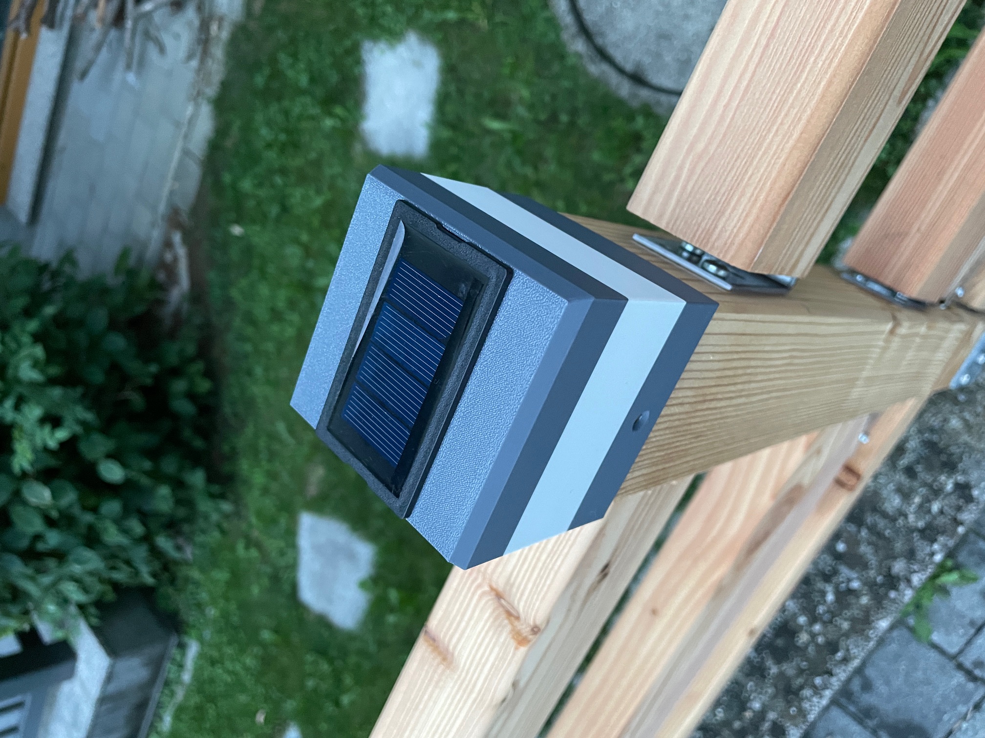 Miniatura 2 do modelo 3D Solar light Post Cap