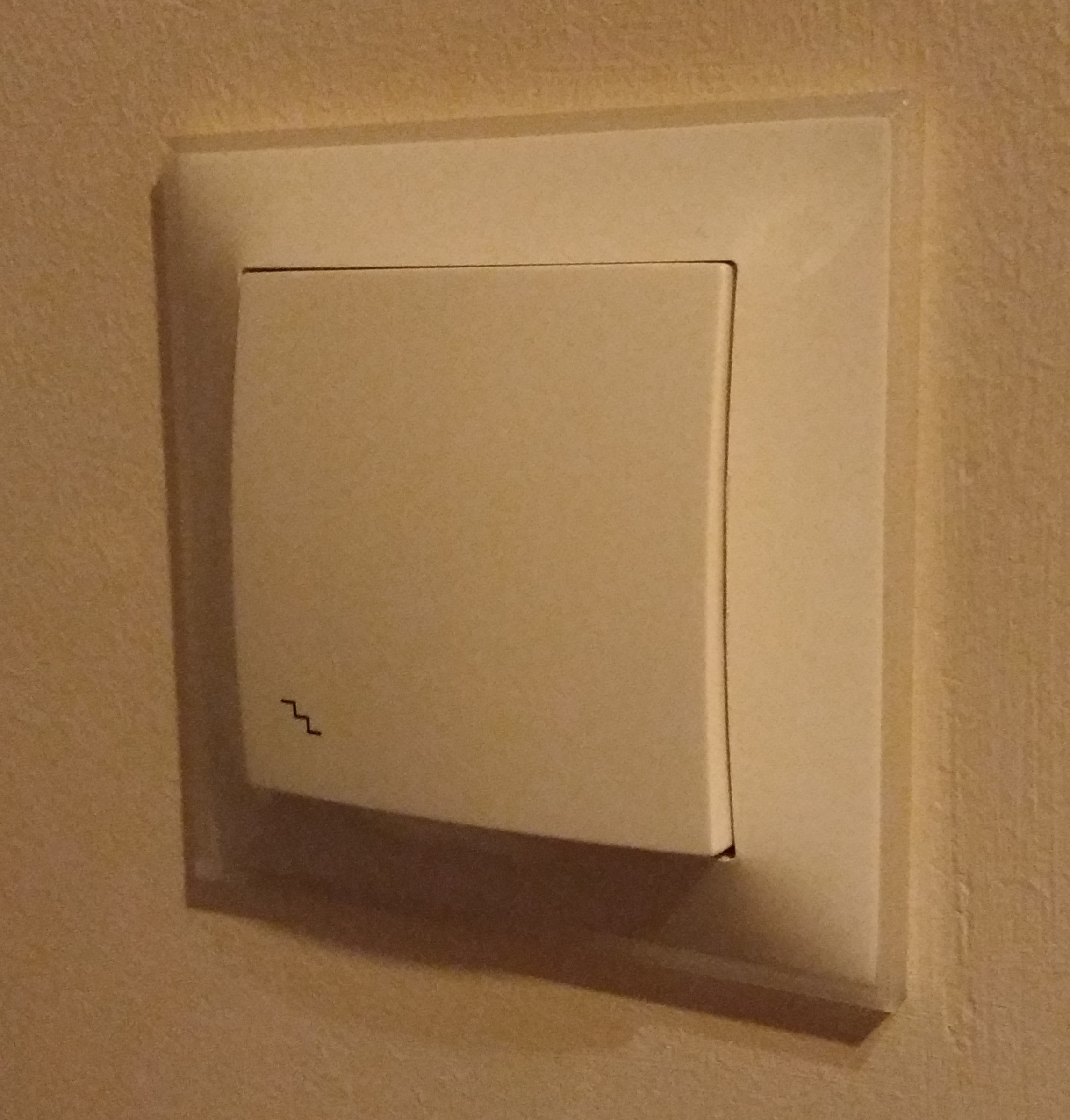 84x84mm light switch (glow-in-the-dark) frame