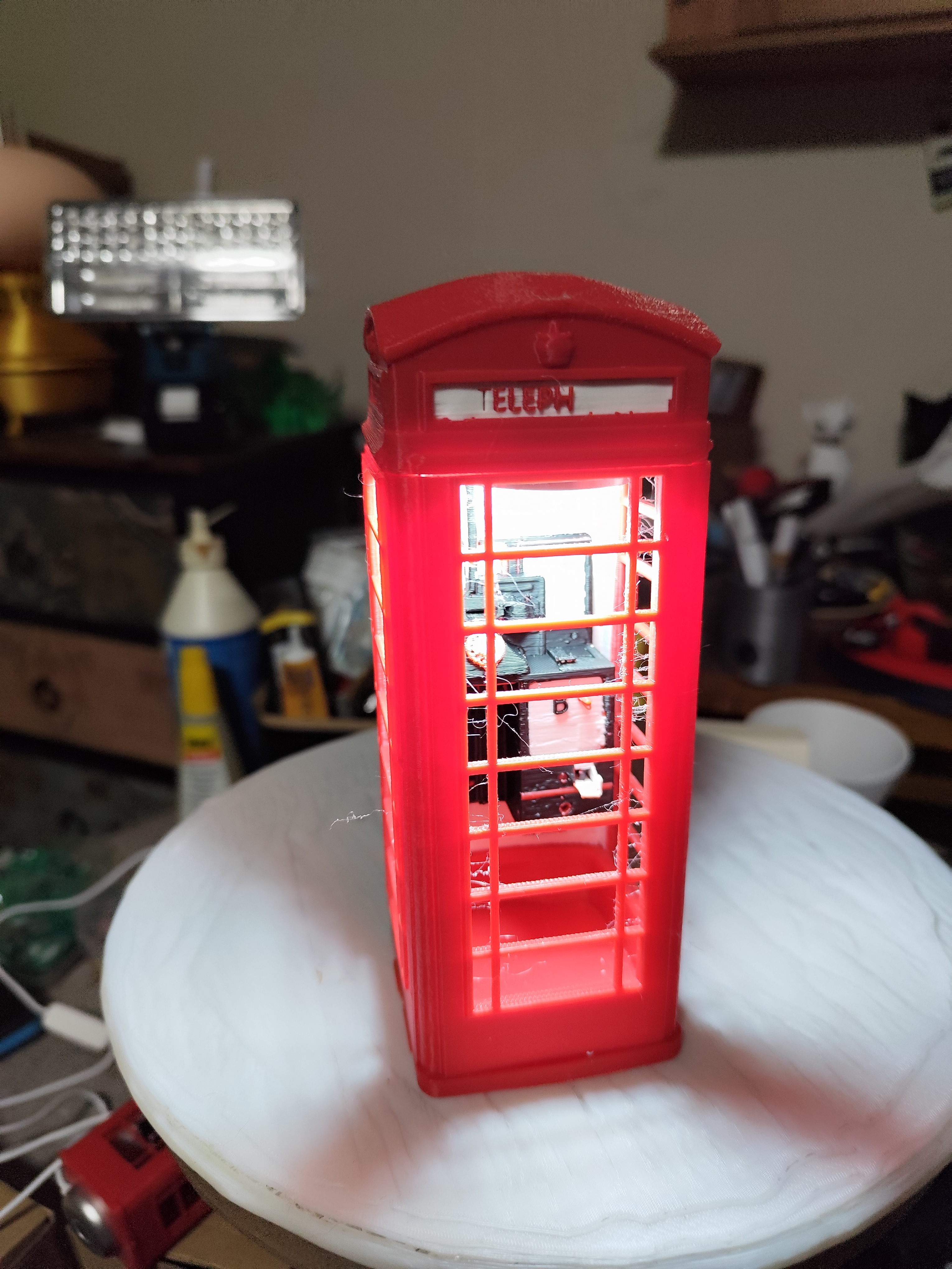 british telephone box