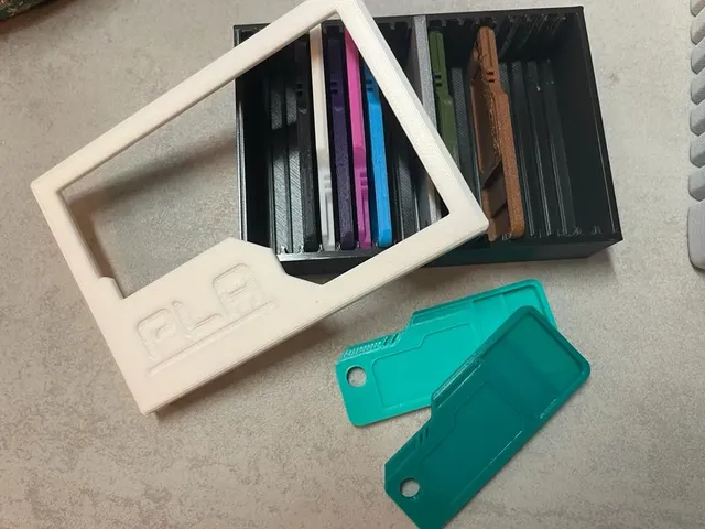 Sci-fi Fillament Samples and Case