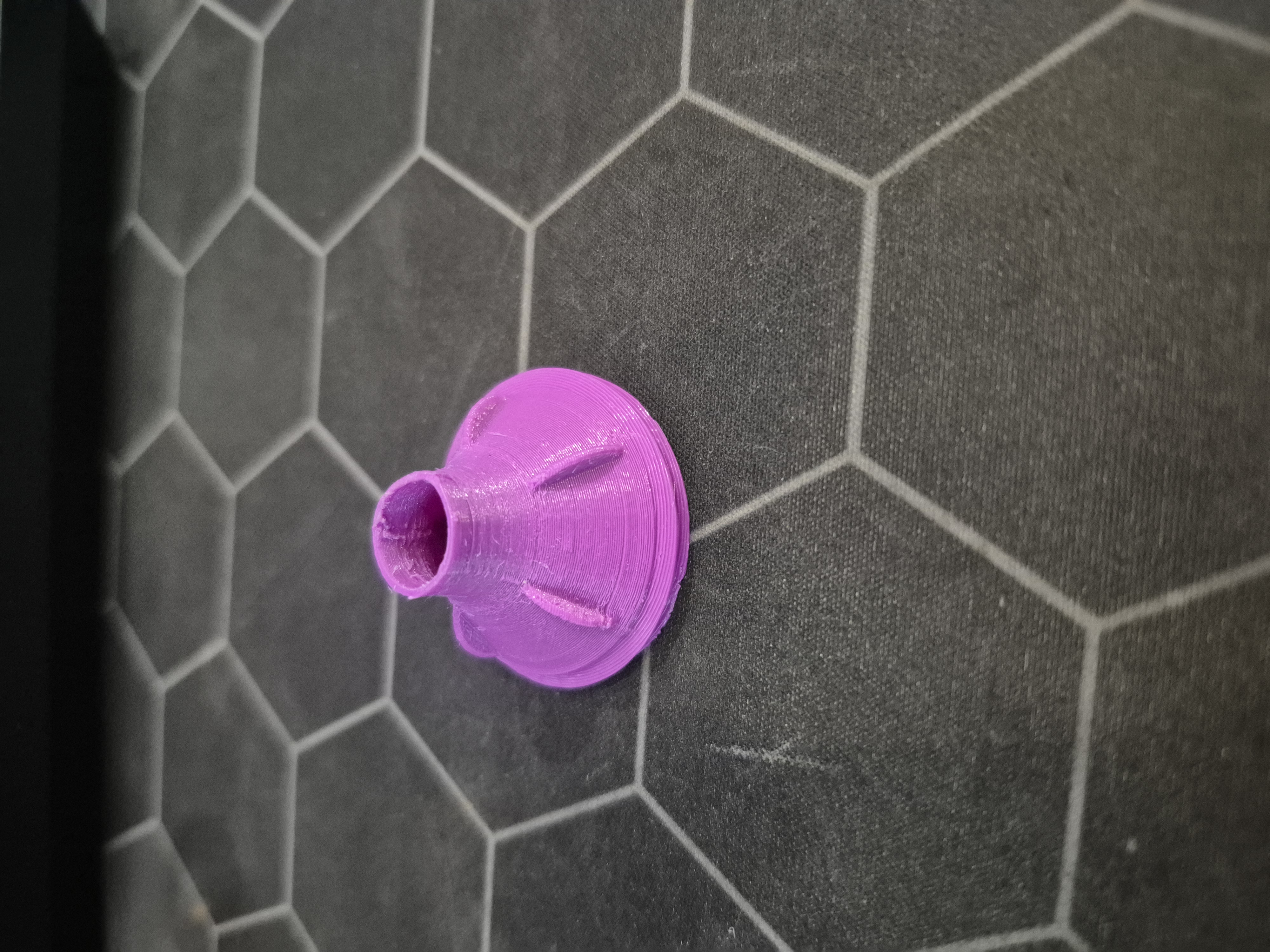 silica_gel_container_grip_remix_funnel_out 3D model thumbnail