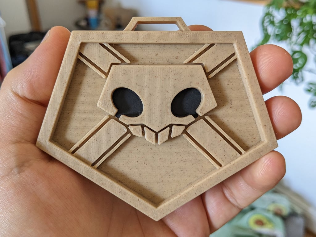 Bleach Soul Reaper Badge with insertable eyes