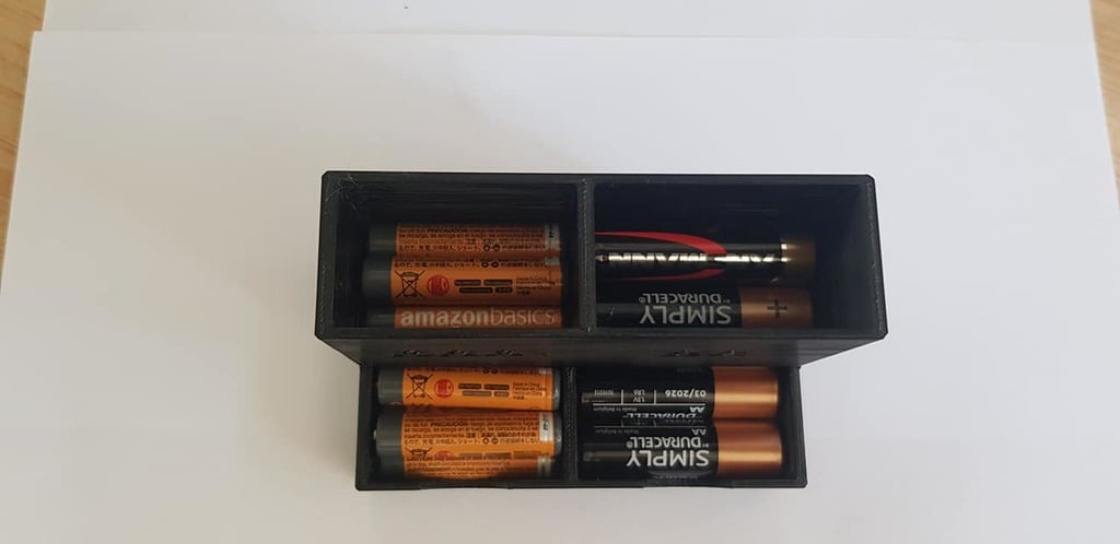 Miniatura 4 do modelo 3D AA-AAA Battery Storage Box