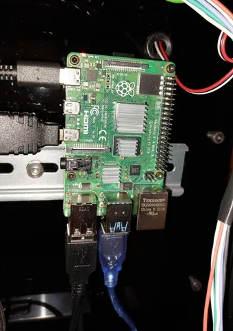 Raspberry Pi DIN Rail Holder for Metal Bracket